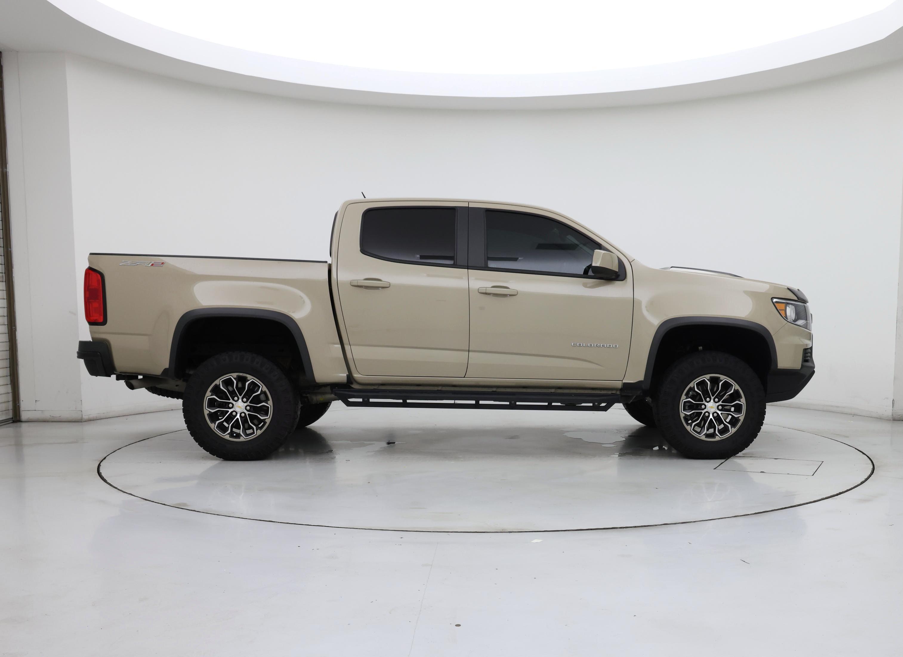 Thumbnail: 2022 Chevrolet Colorado - 7