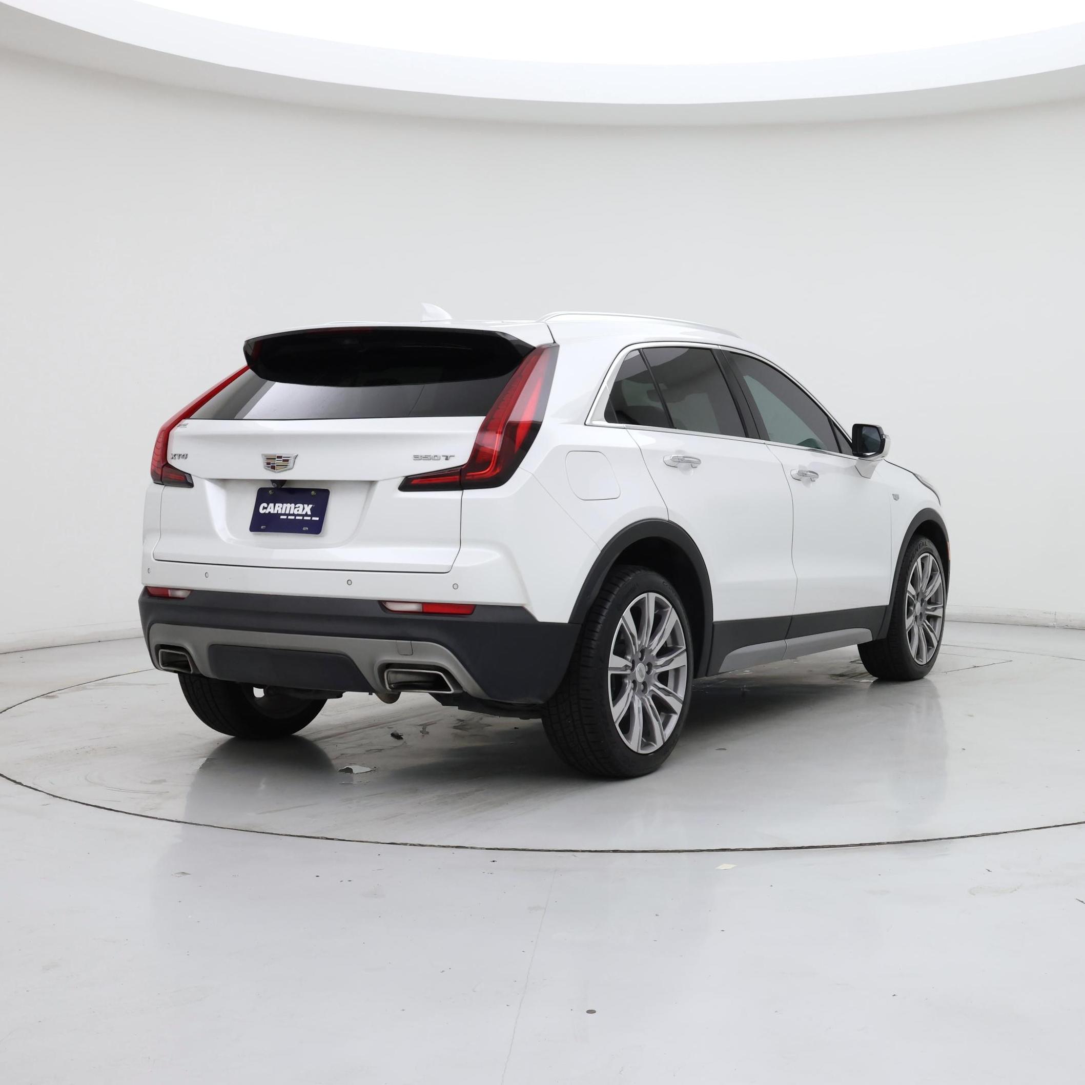 Thumbnail: 2023 Cadillac XT4 - 8