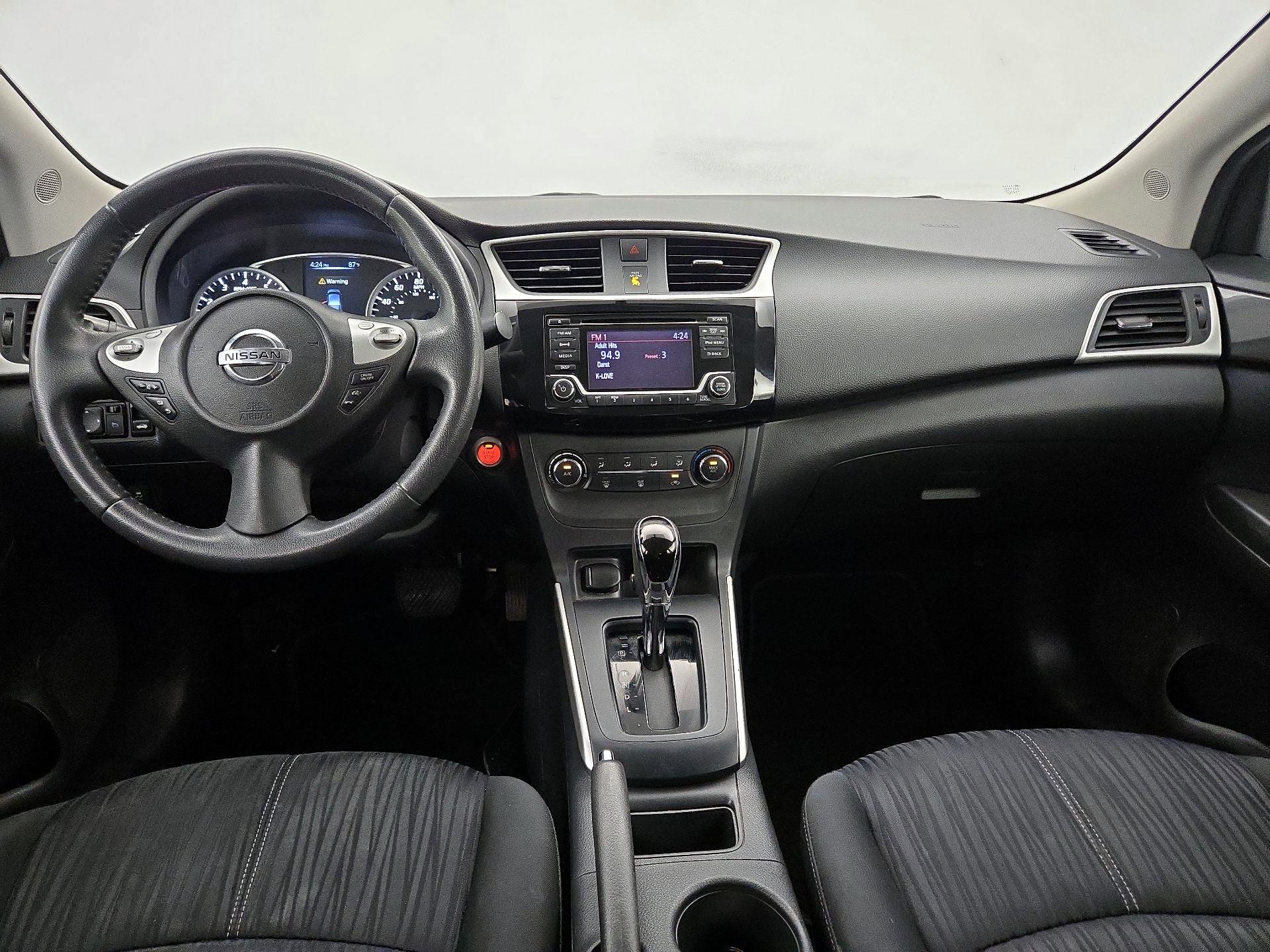 Thumbnail: 2017 Nissan Sentra - 9