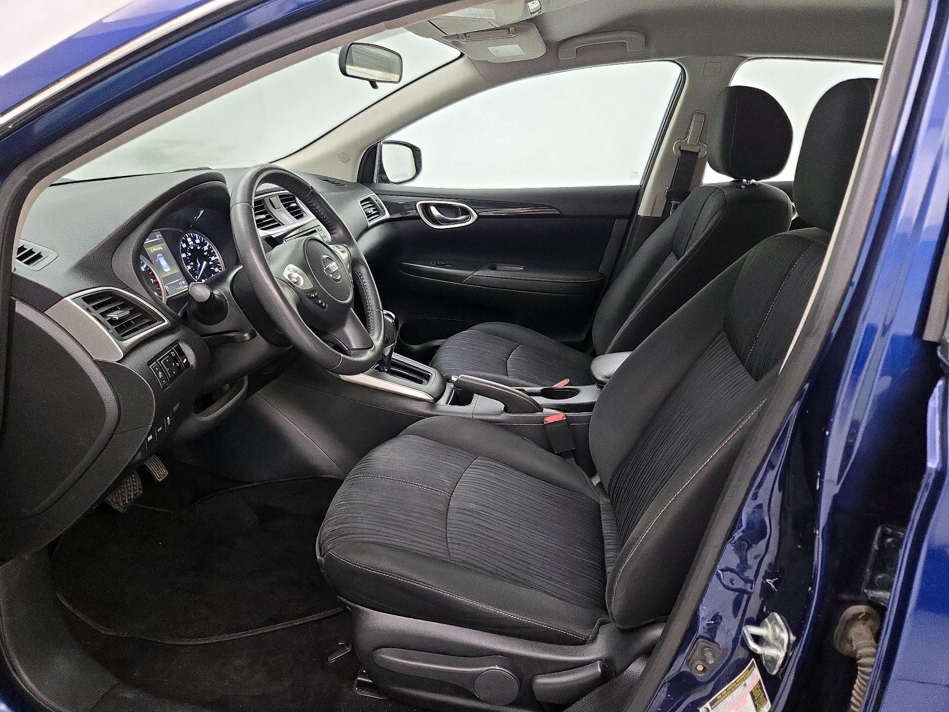 Thumbnail: 2017 Nissan Sentra - 11