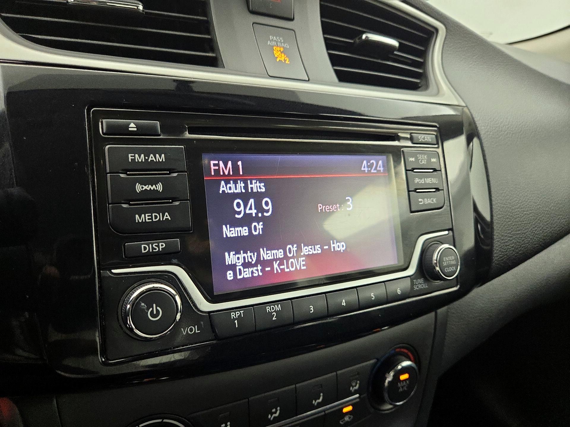 Thumbnail: 2017 Nissan Sentra - 15