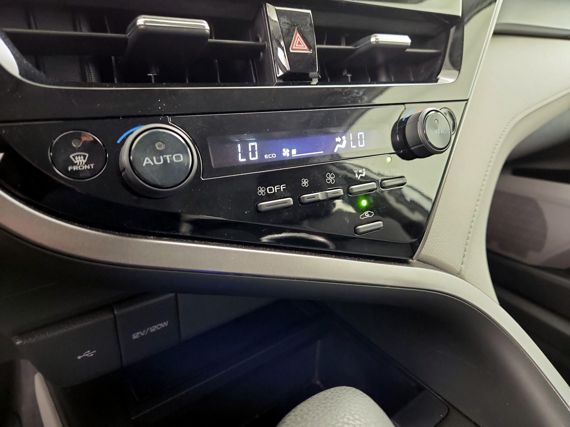 Thumbnail: 2024 Toyota Camry - 16