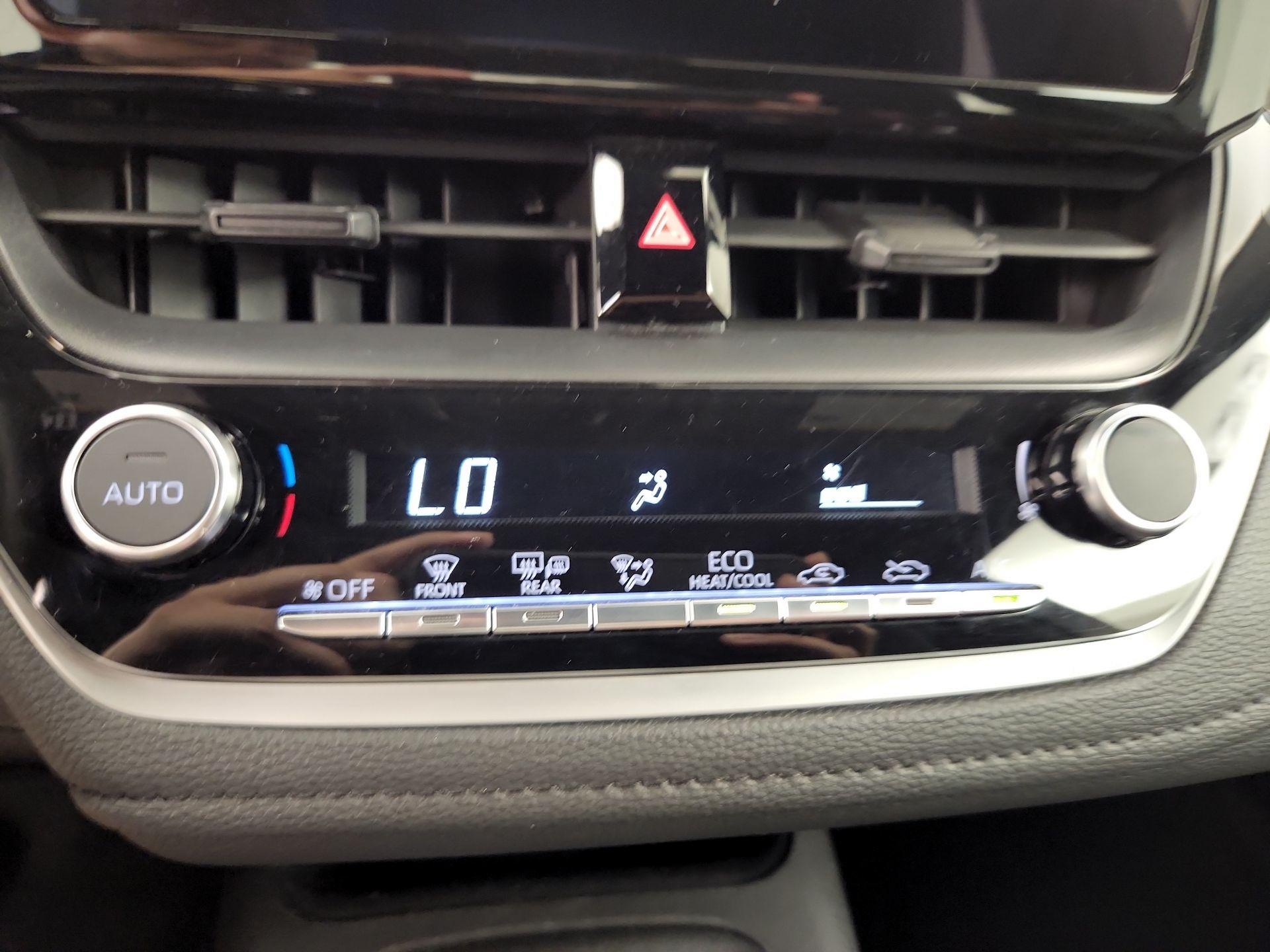 Thumbnail: 2024 Toyota Corolla - 16