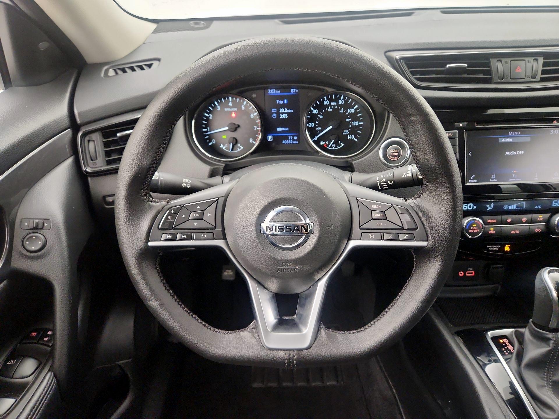 Thumbnail: 2020 Nissan Rogue - 10