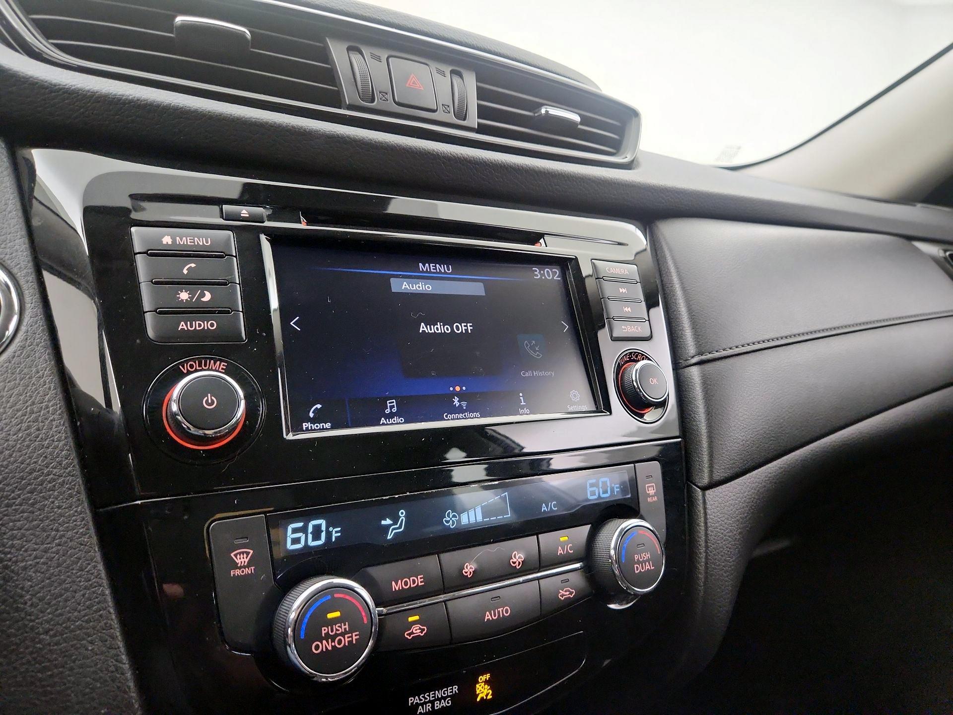 Thumbnail: 2020 Nissan Rogue - 13