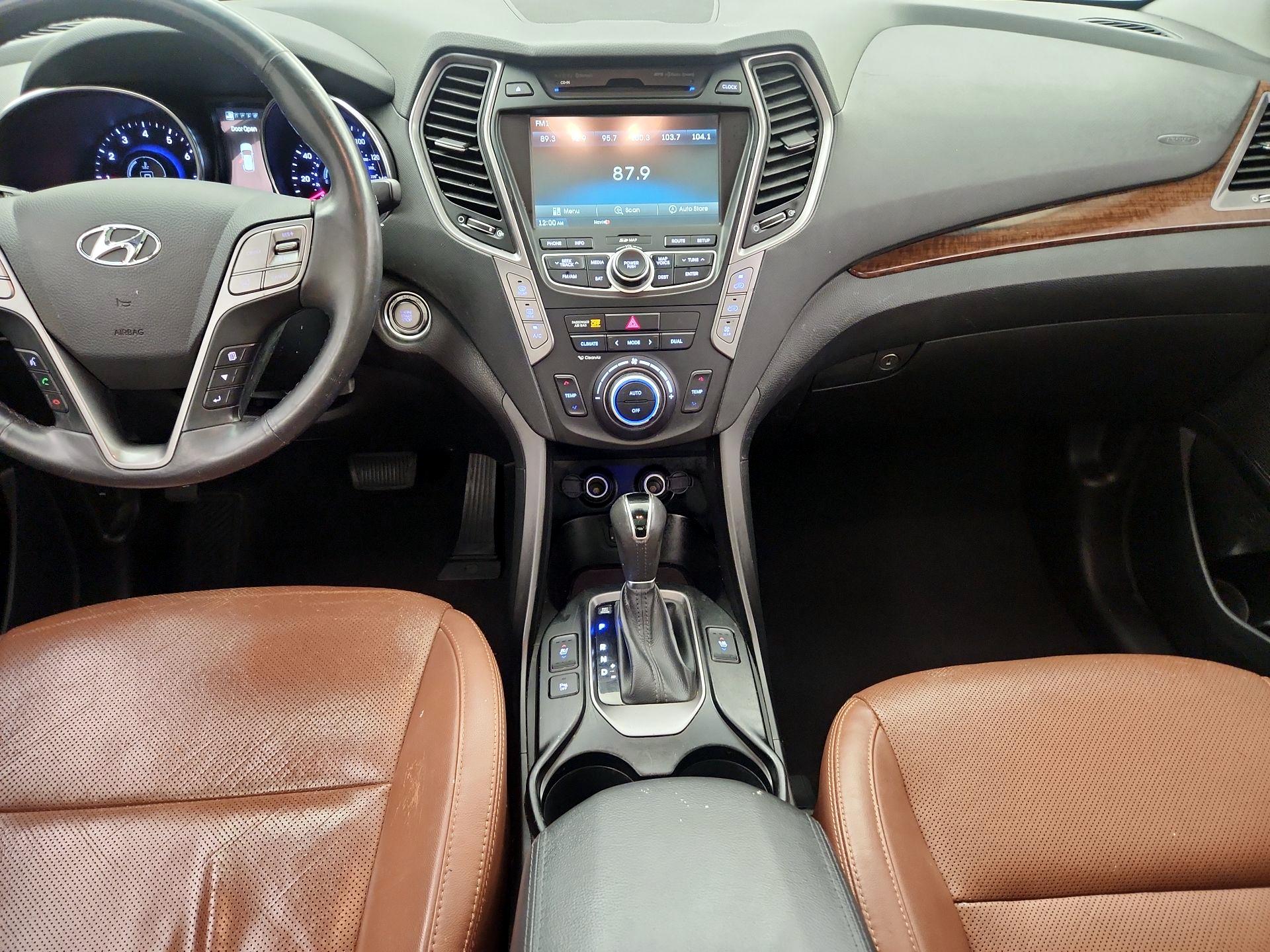 Thumbnail: 2015 Hyundai Santa Fe - 9