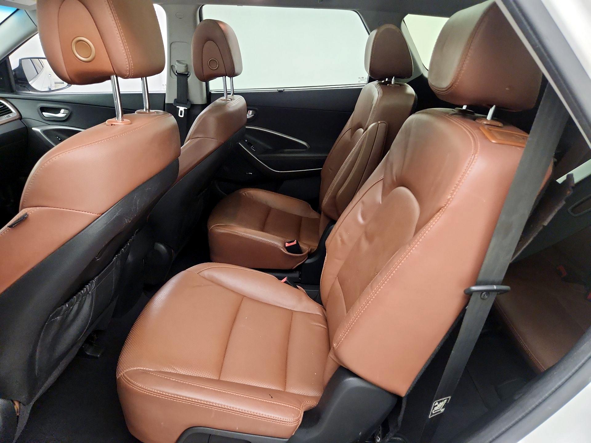 Thumbnail: 2015 Hyundai Santa Fe - 20