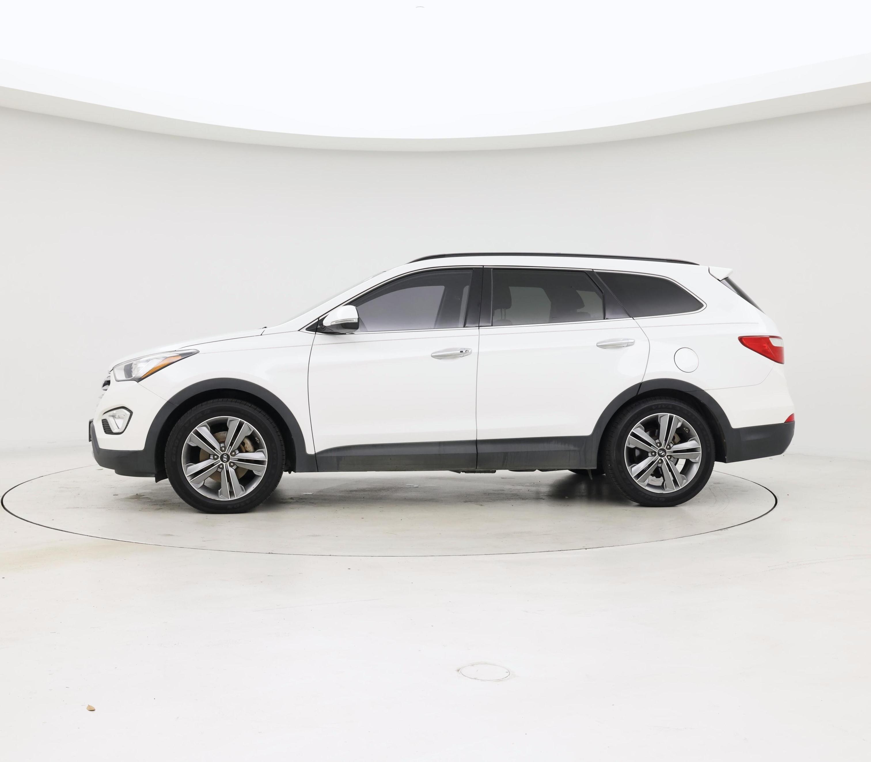 Thumbnail: 2015 Hyundai Santa Fe - 3