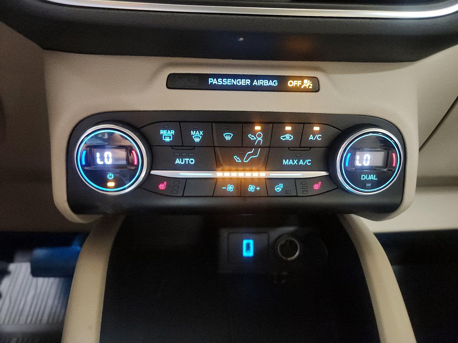 Thumbnail: 2020 Ford Escape - 14