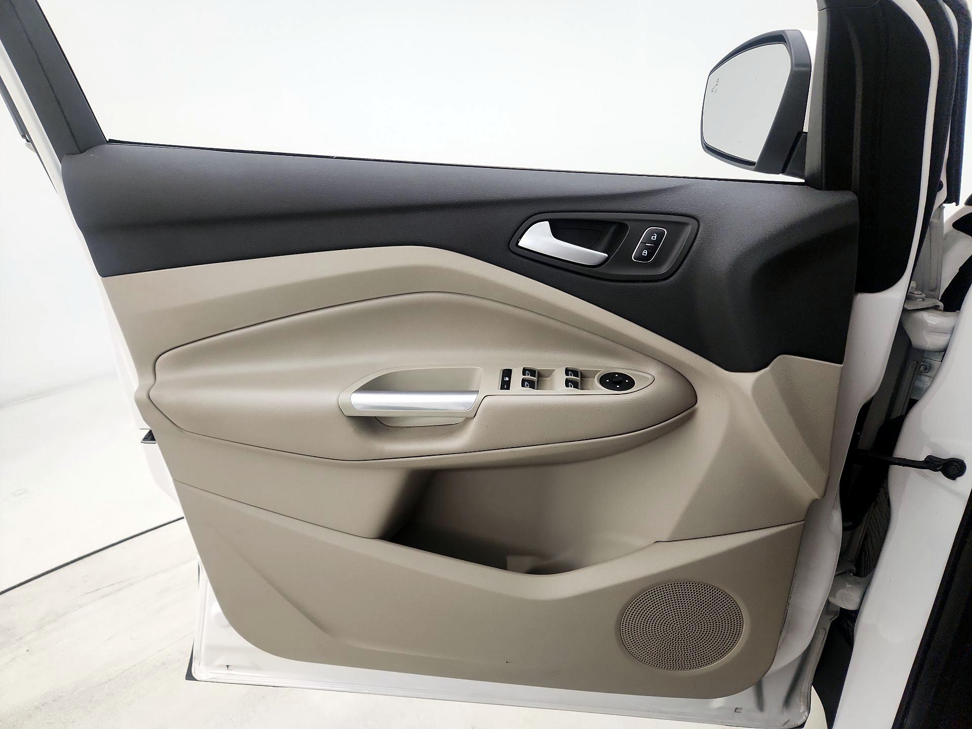 Thumbnail: 2019 Ford Escape - 12