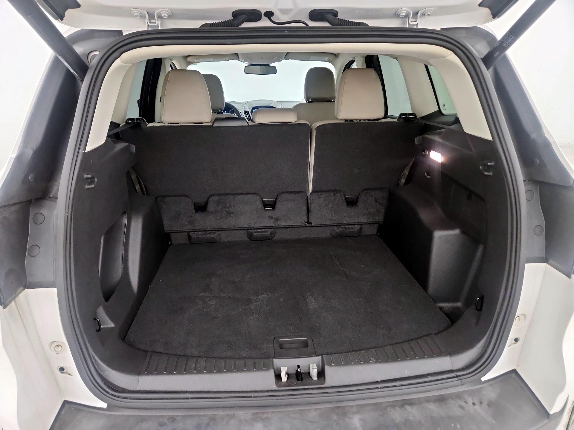 Thumbnail: 2019 Ford Escape - 16