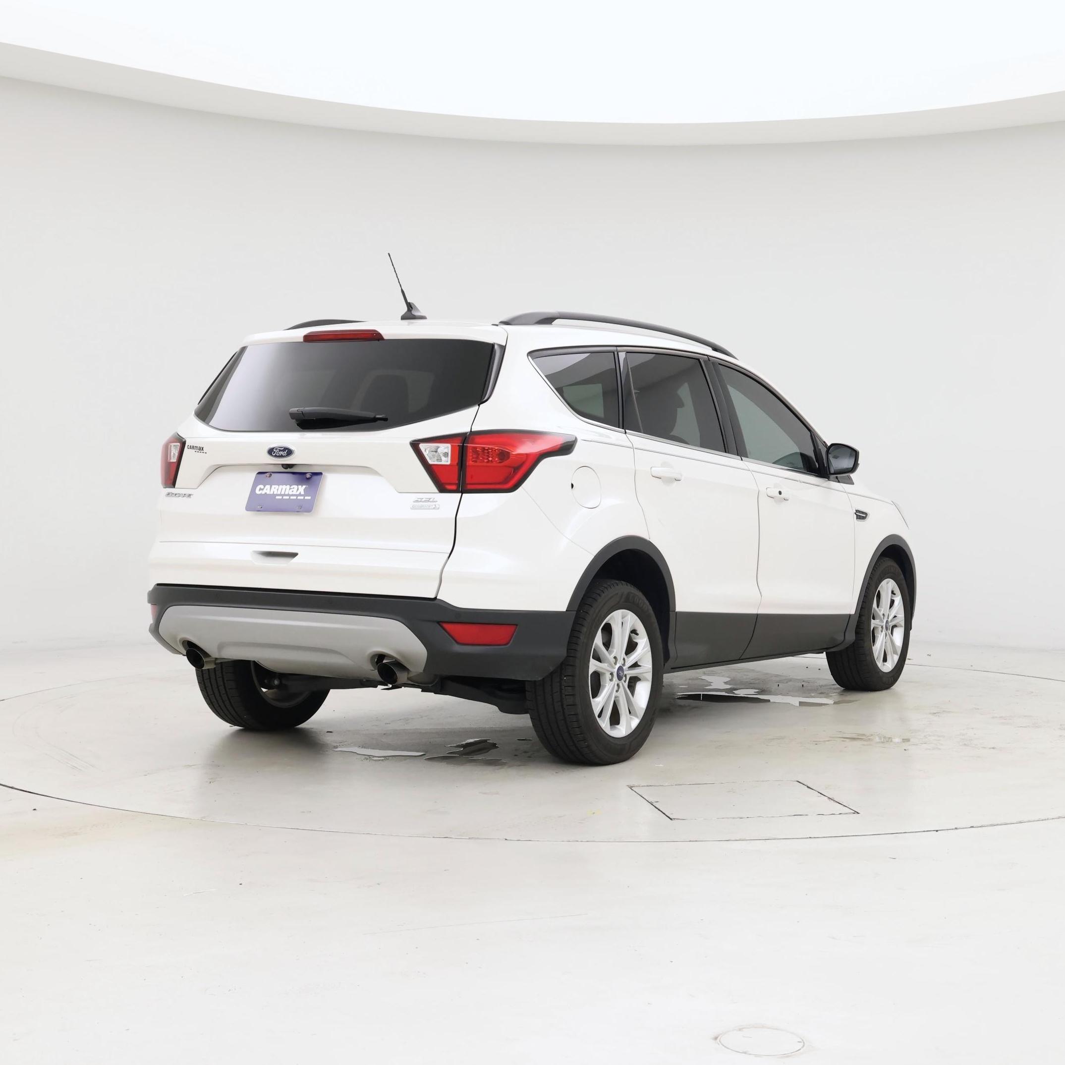 Thumbnail: 2019 Ford Escape - 8