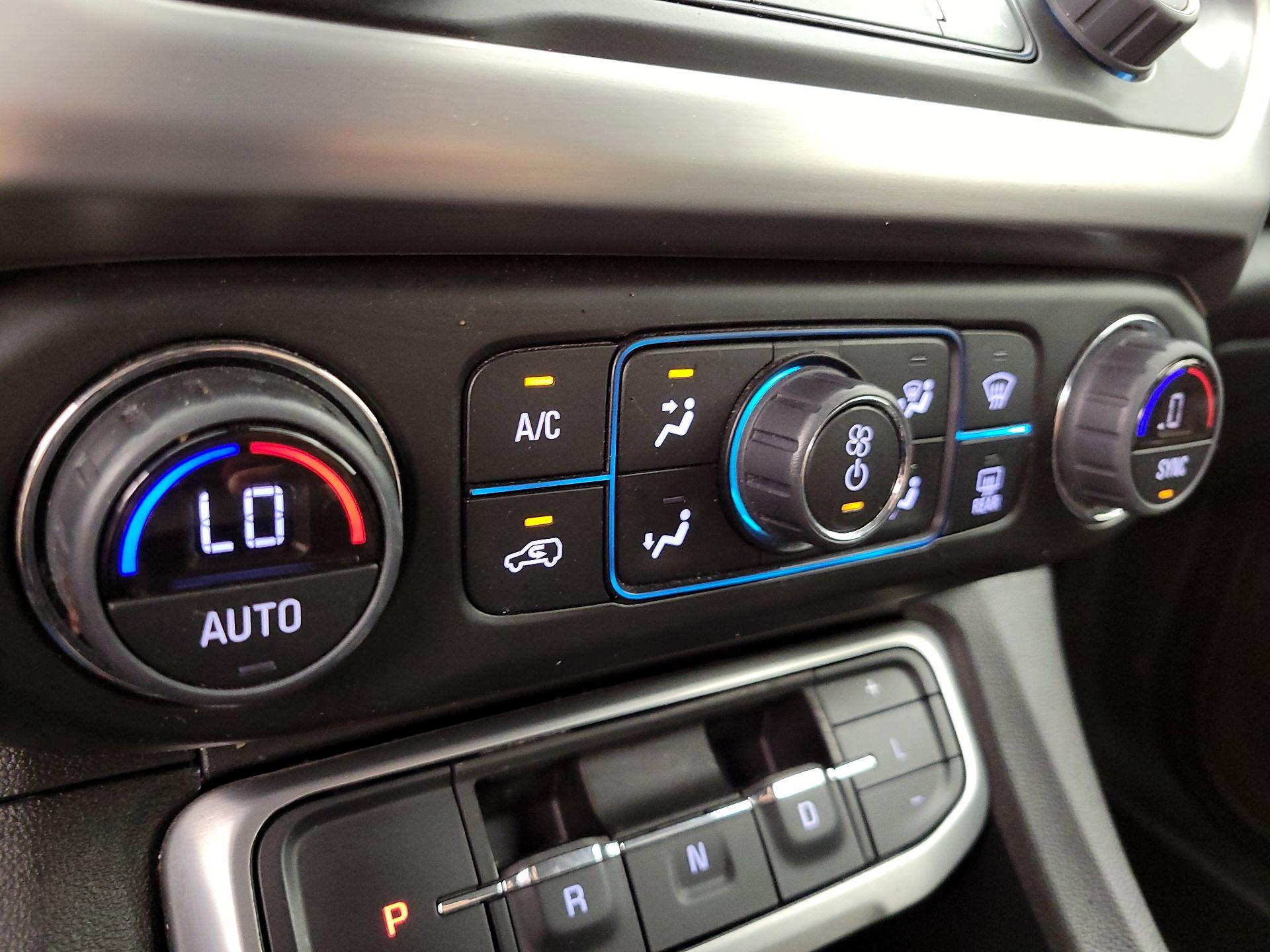 Thumbnail: 2023 GMC Acadia - 16