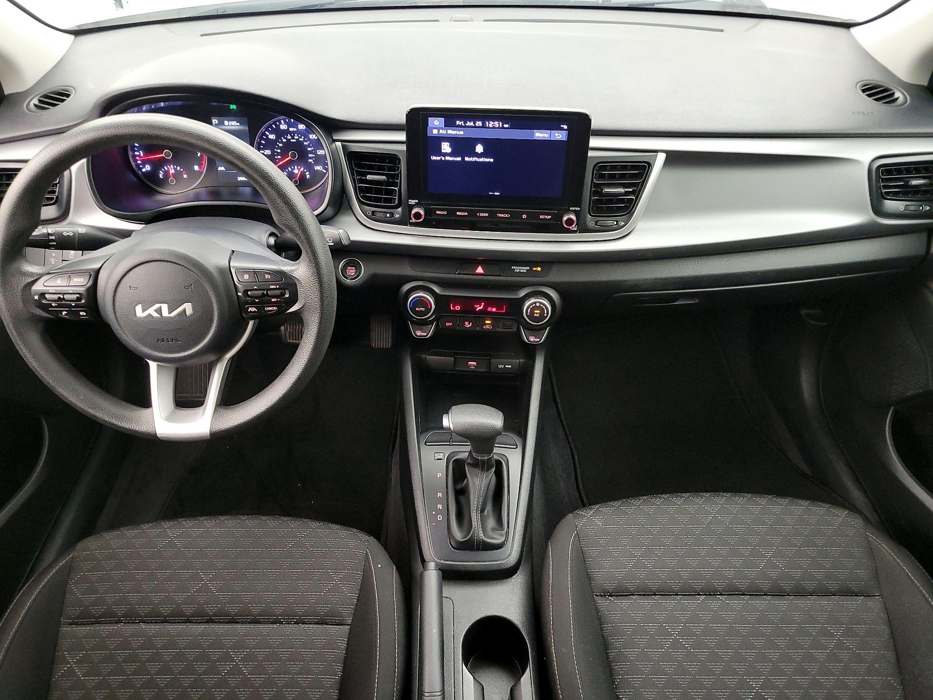 Thumbnail: 2022 Kia Rio - 9