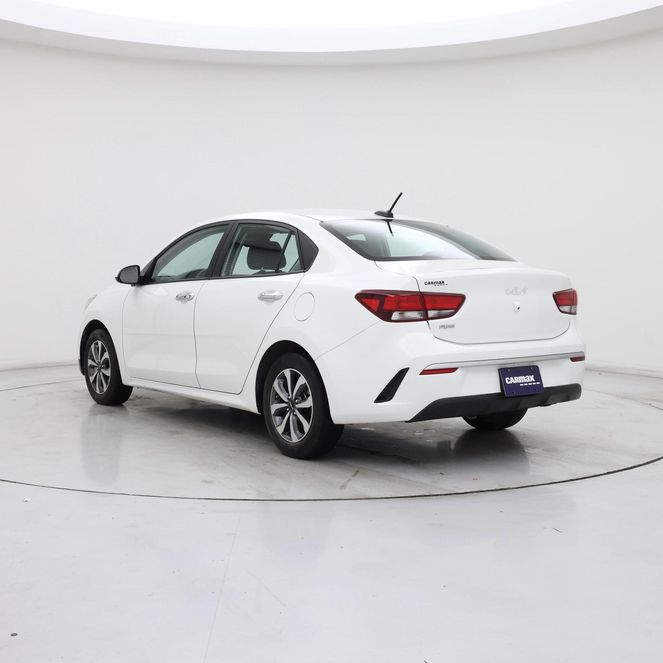 Thumbnail: 2022 Kia Rio - 2
