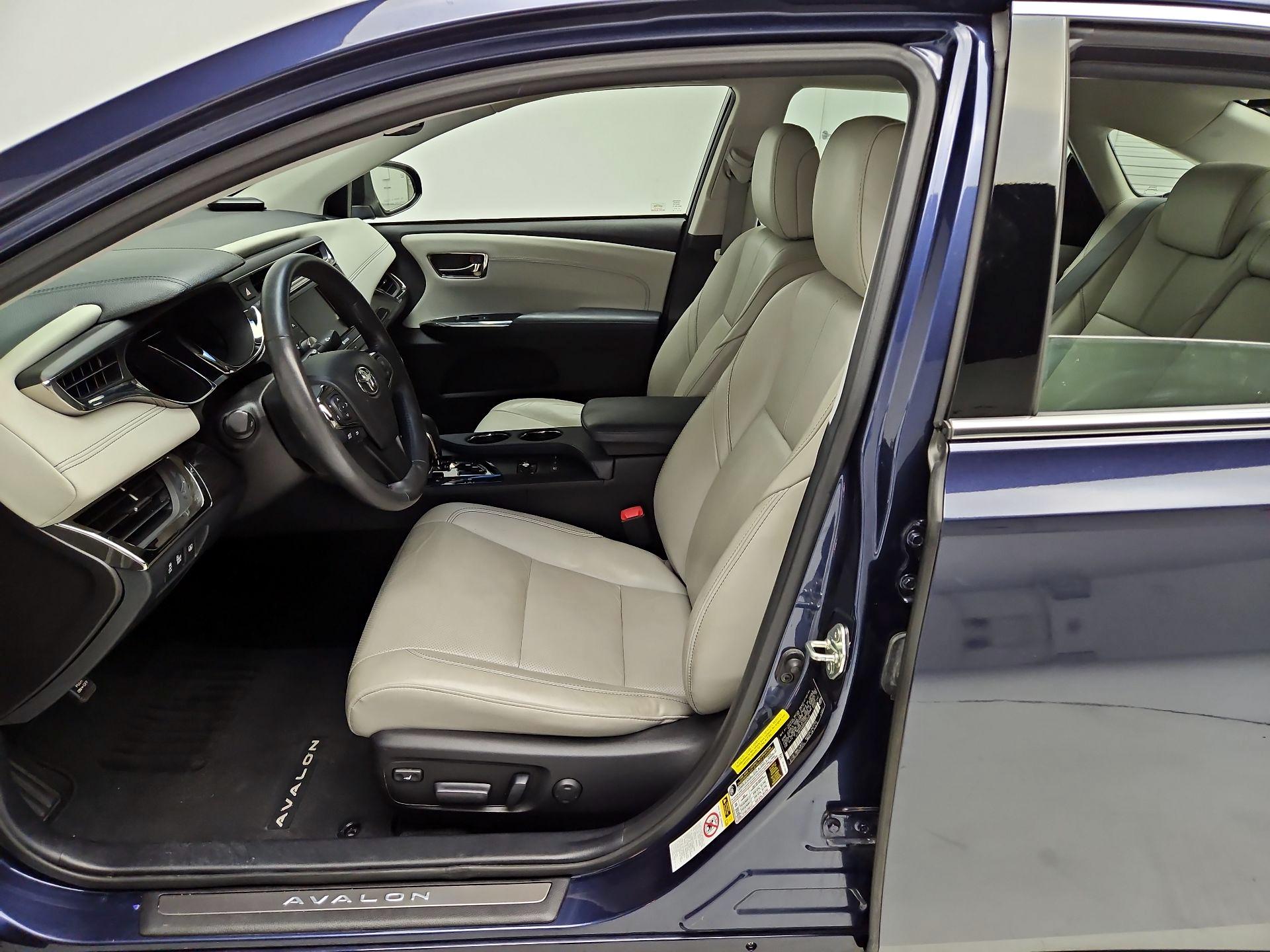 Thumbnail: 2014 Toyota Avalon - 11