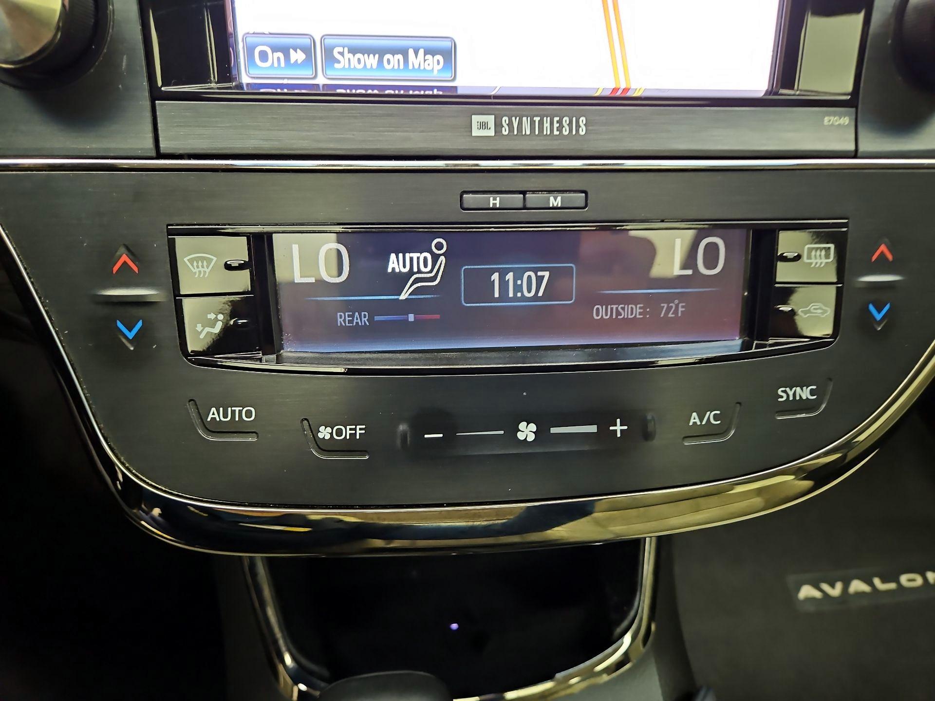 Thumbnail: 2014 Toyota Avalon - 17