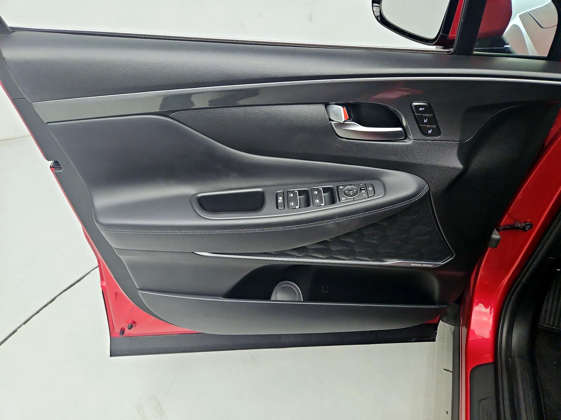 Thumbnail: 2022 Hyundai Santa Fe - 12