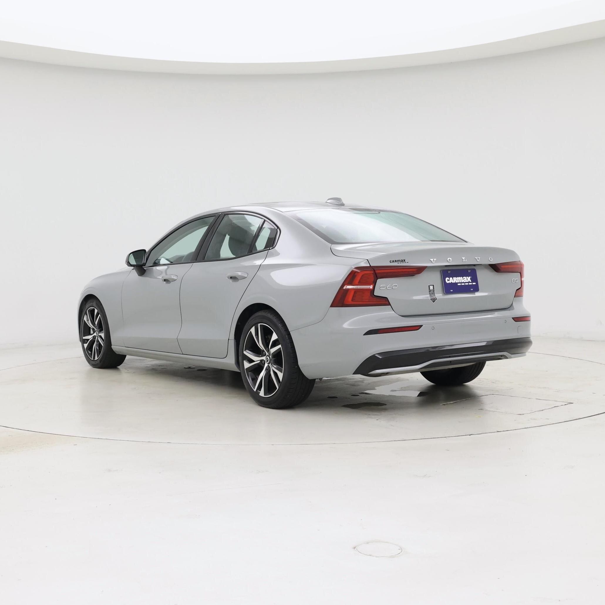 Thumbnail: 2025 Volvo S60 - 2