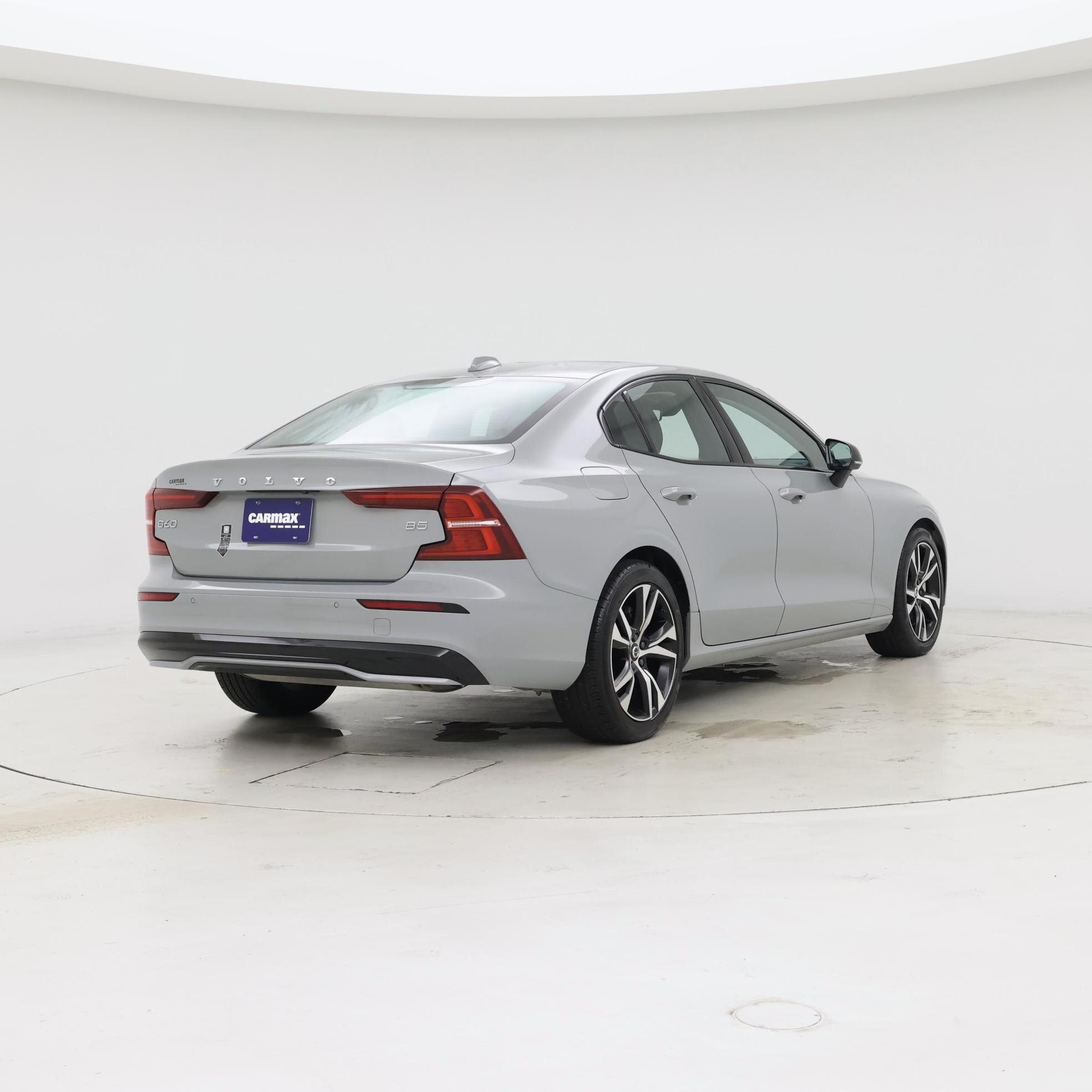 Thumbnail: 2025 Volvo S60 - 8