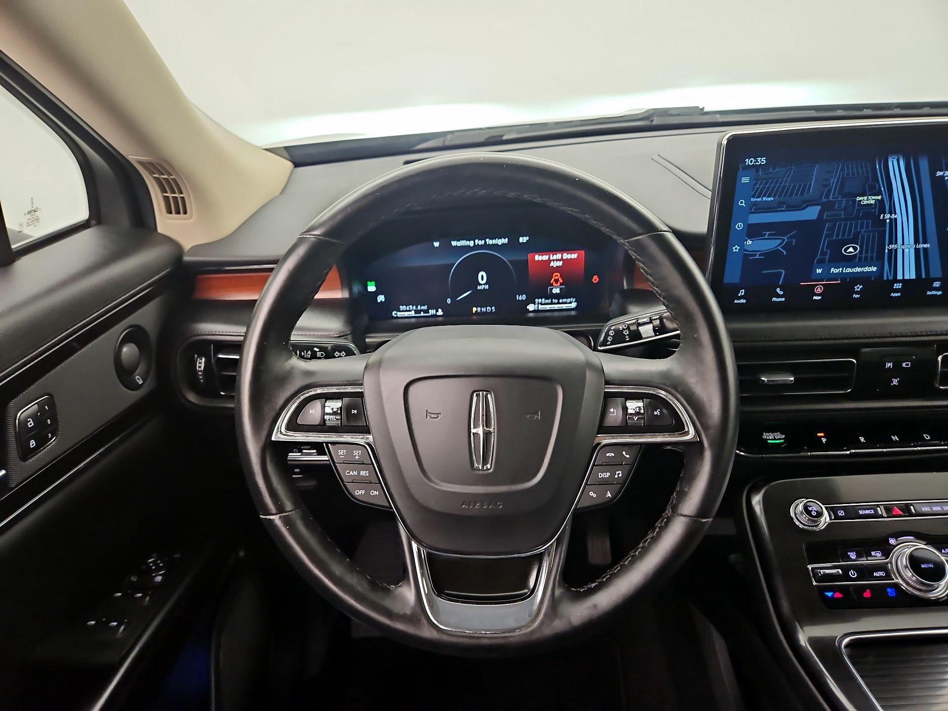 Thumbnail: 2021 Lincoln Nautilus - 10