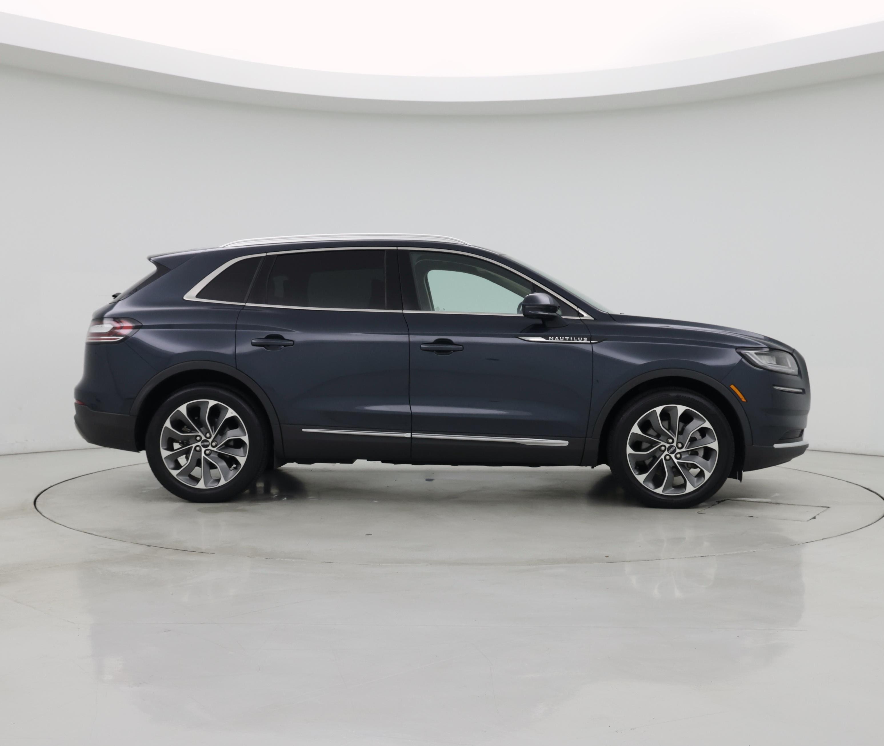 Thumbnail: 2021 Lincoln Nautilus - 7