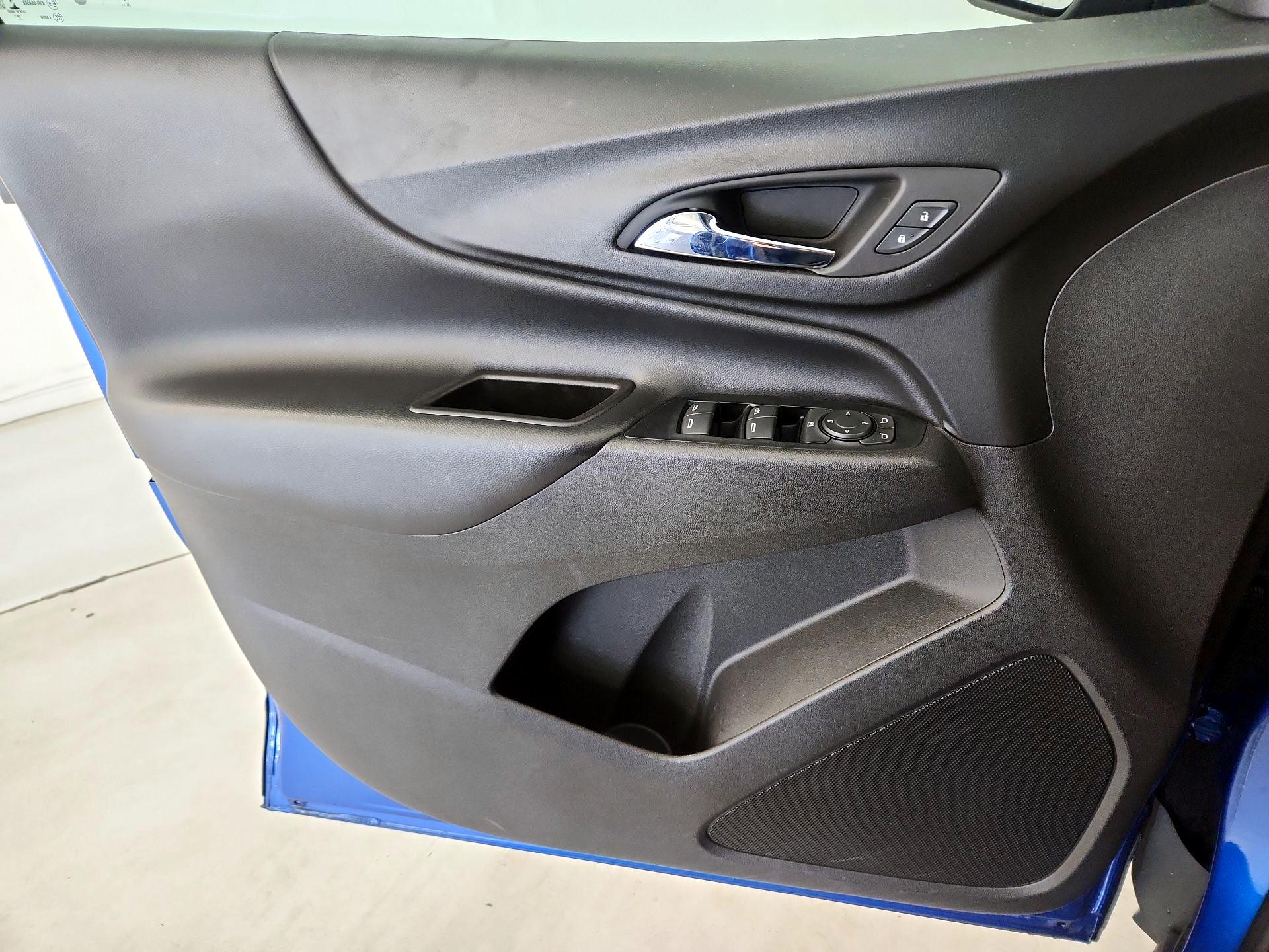 Thumbnail: 2019 Chevrolet Equinox - 12