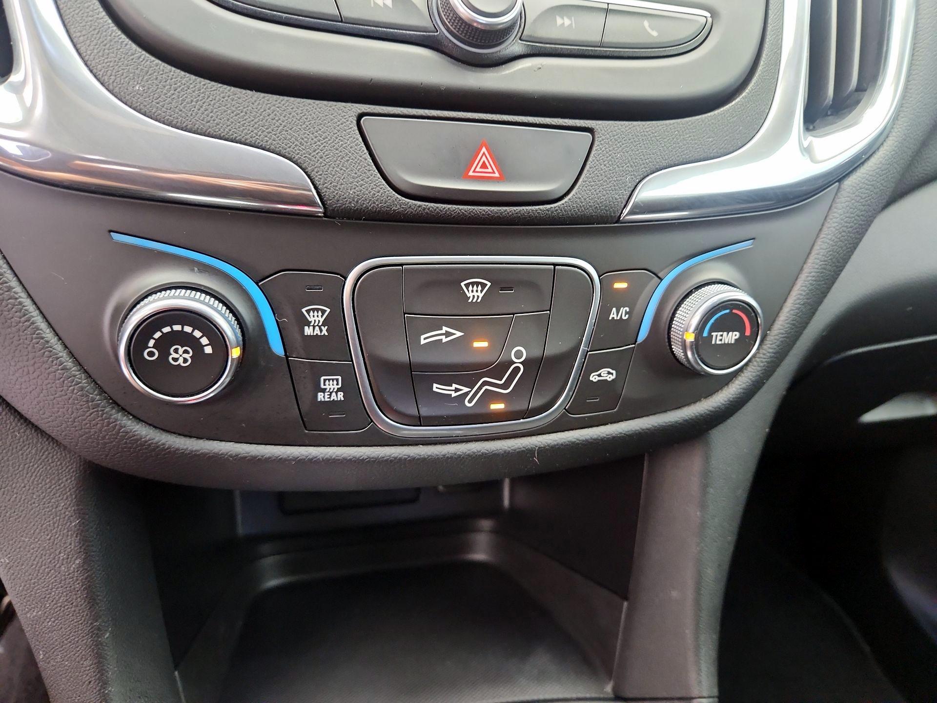 Thumbnail: 2019 Chevrolet Equinox - 16