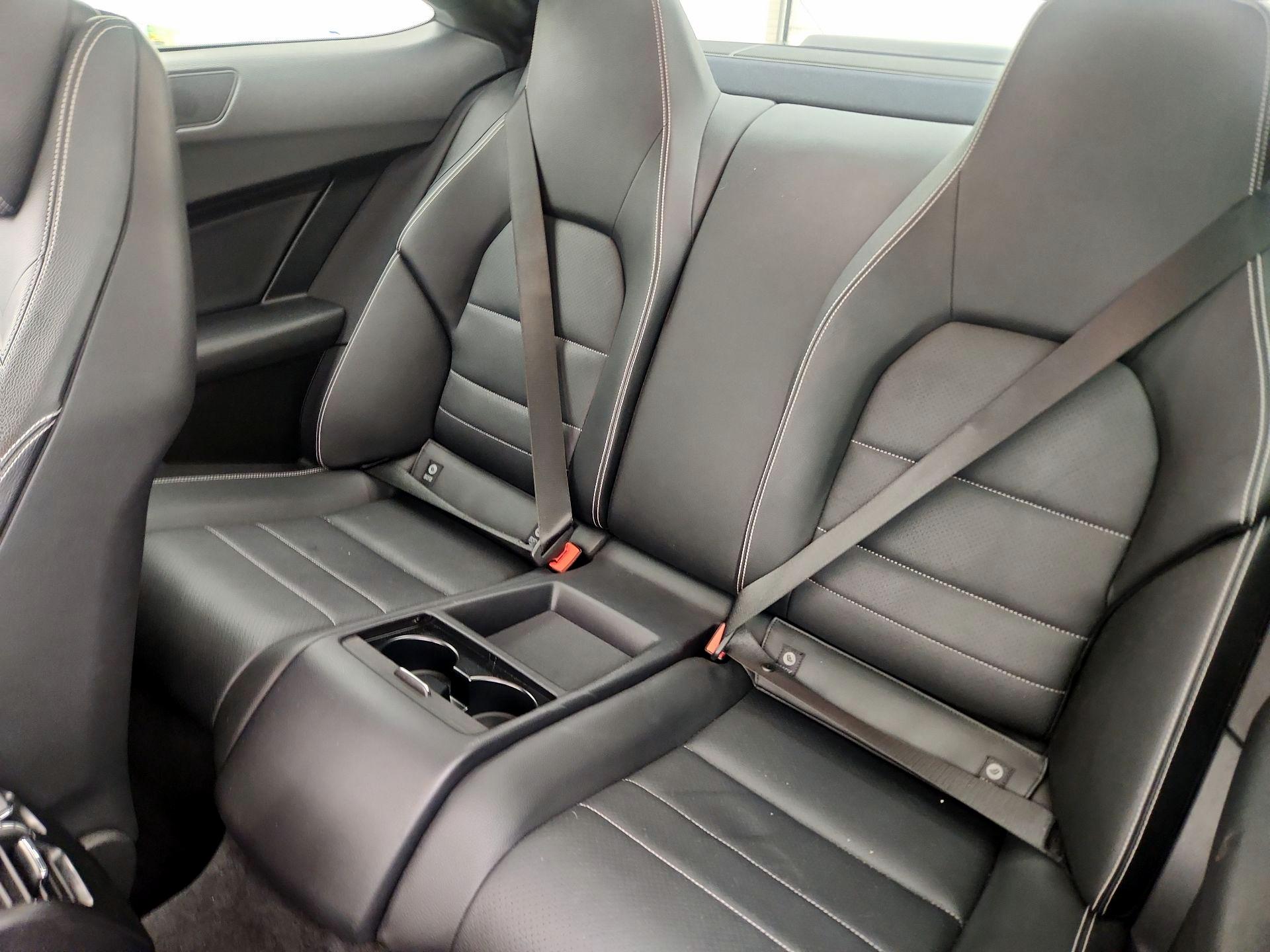 Thumbnail: 2014 Mercedes-Benz C-Class - 18