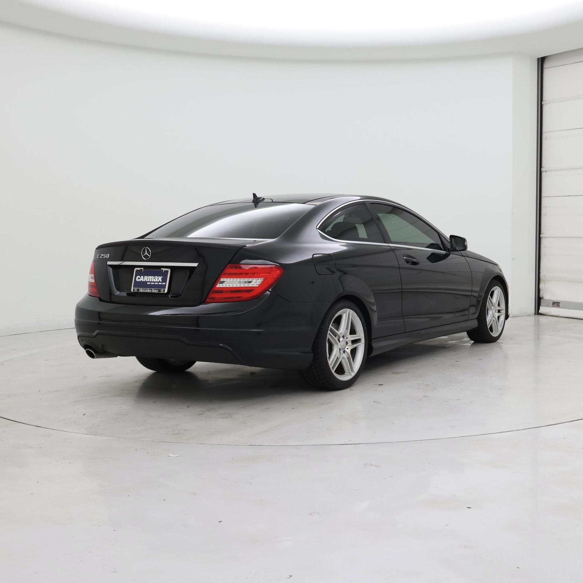 Thumbnail: 2014 Mercedes-Benz C-Class - 8