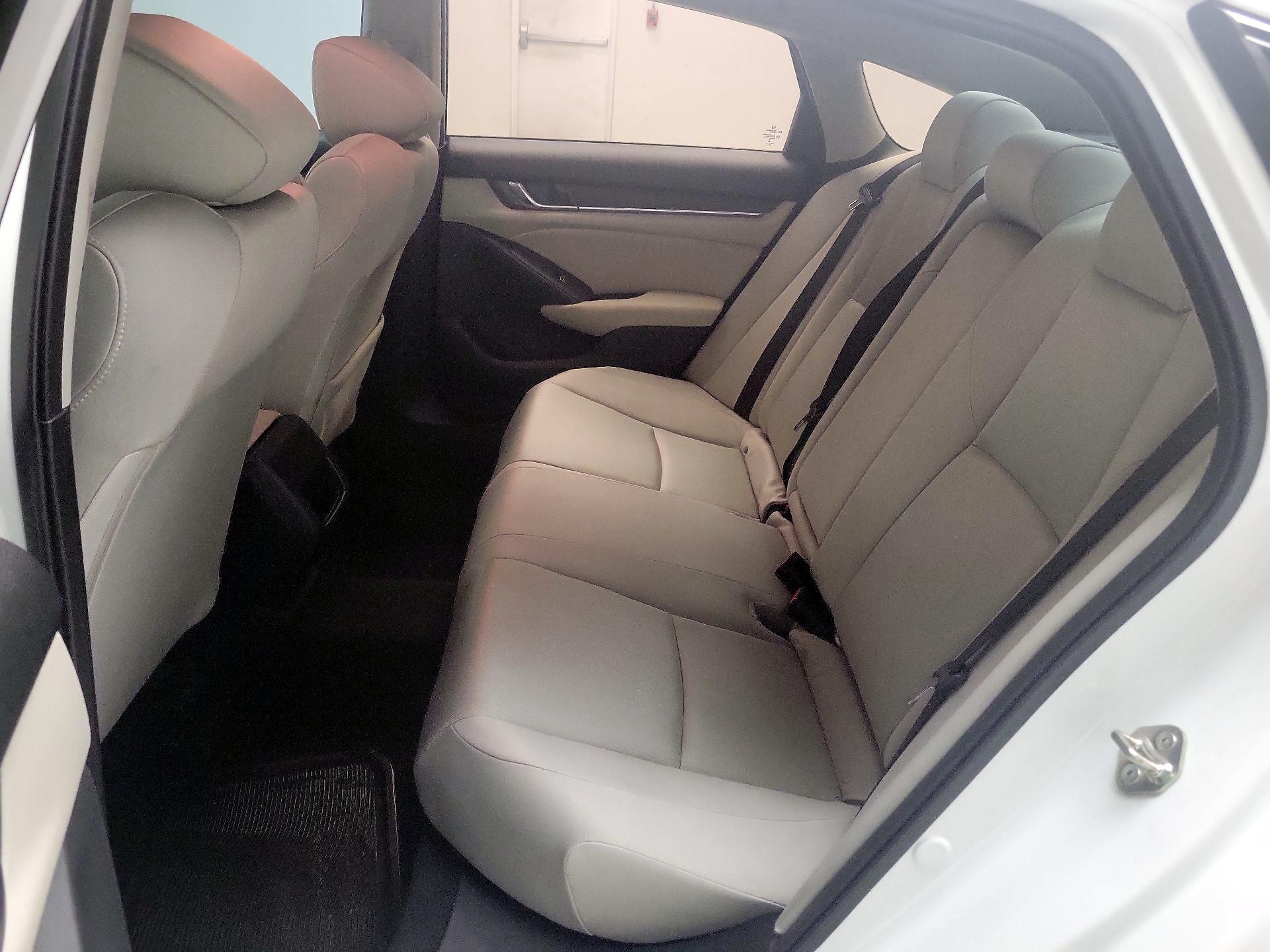 Thumbnail: 2019 Honda Accord - 19
