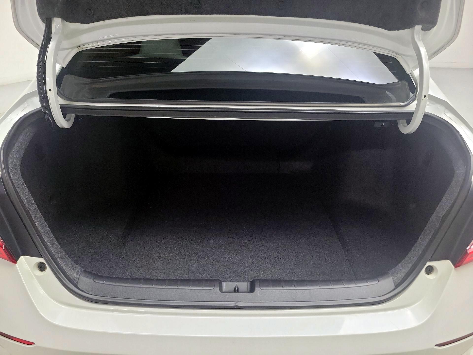 Thumbnail: 2019 Honda Accord - 20