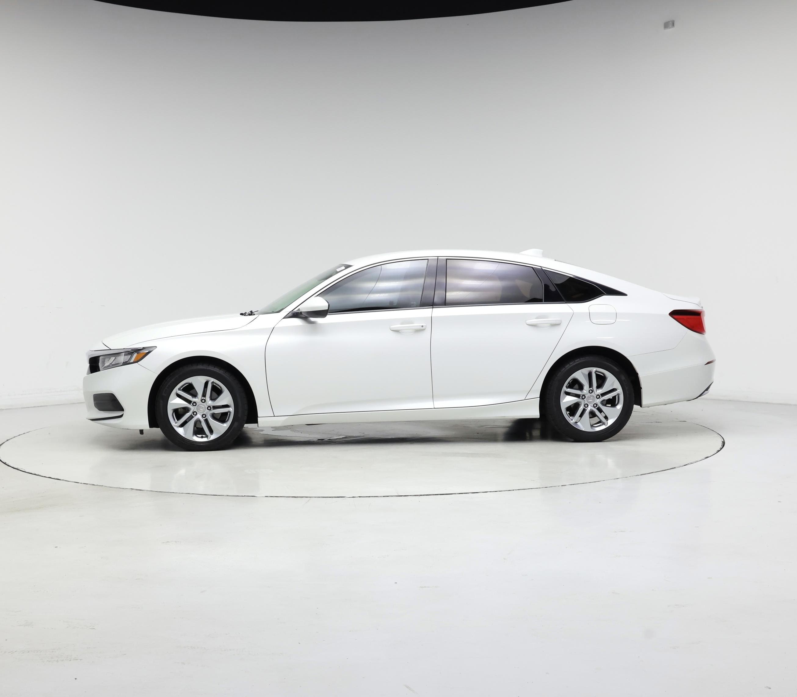 Thumbnail: 2019 Honda Accord - 3