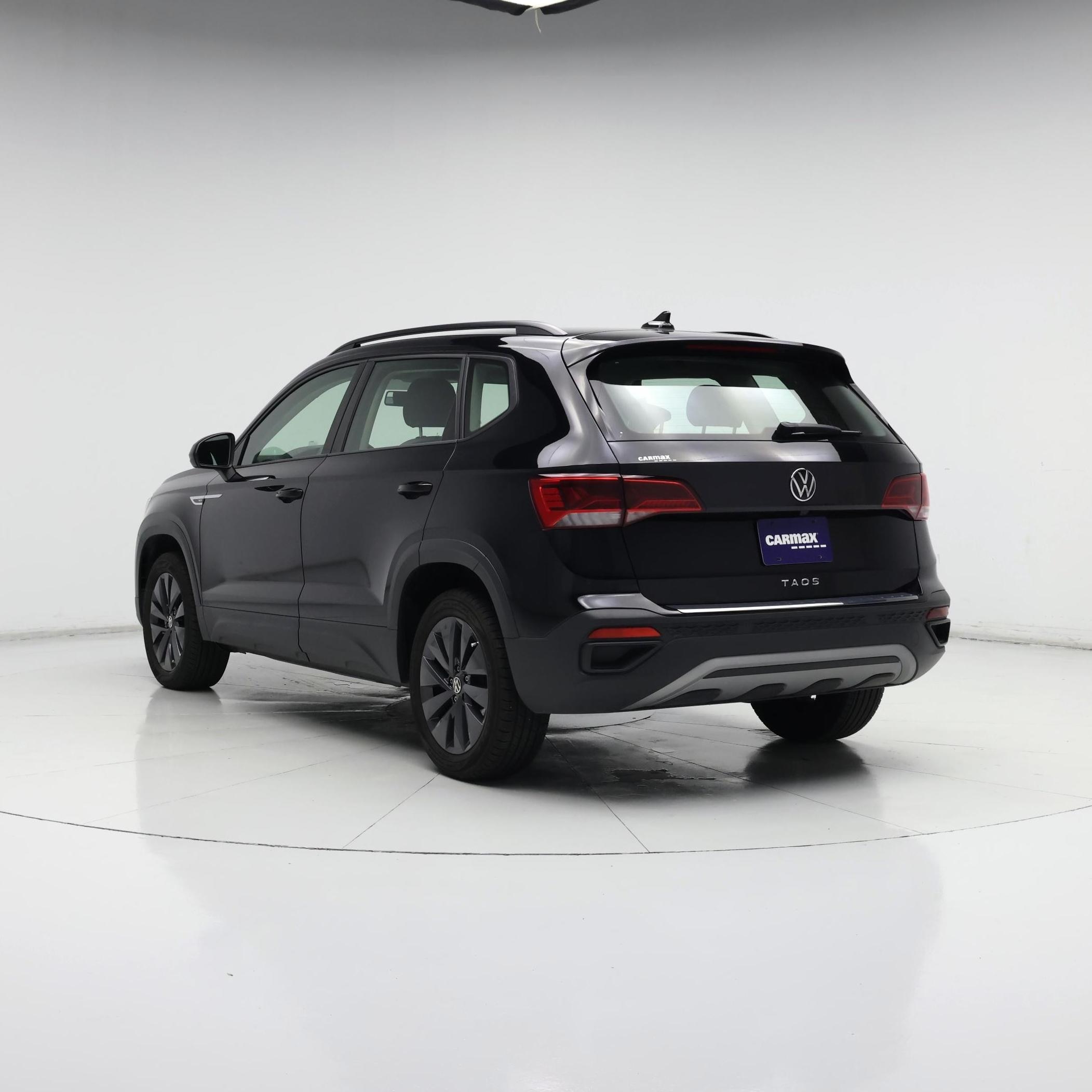 Thumbnail: 2022 Volkswagen Taos - 2