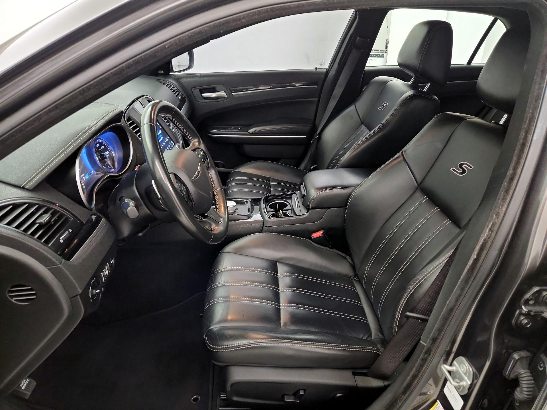 Thumbnail: 2021 Chrysler 300 - 11