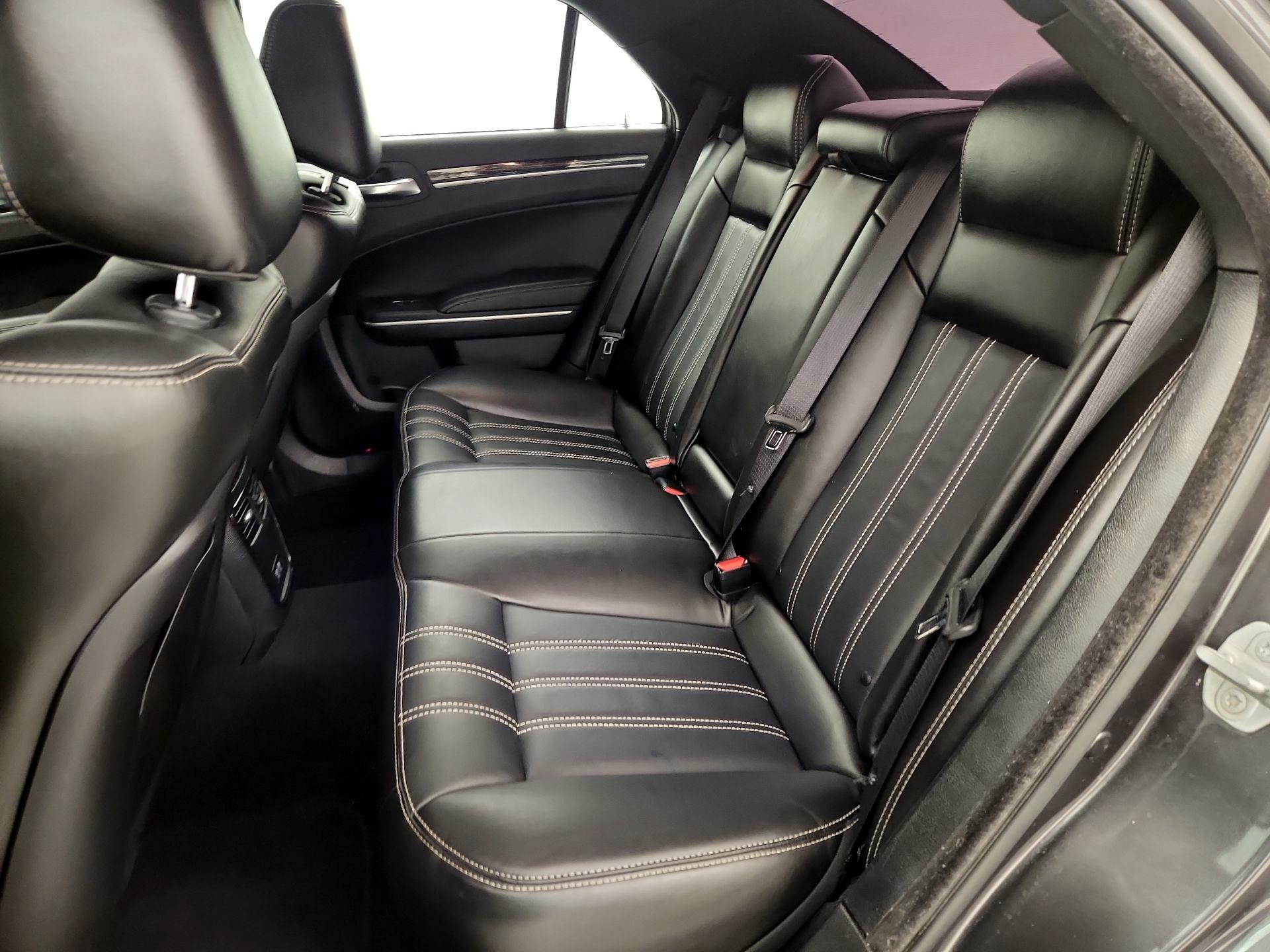 Thumbnail: 2021 Chrysler 300 - 19