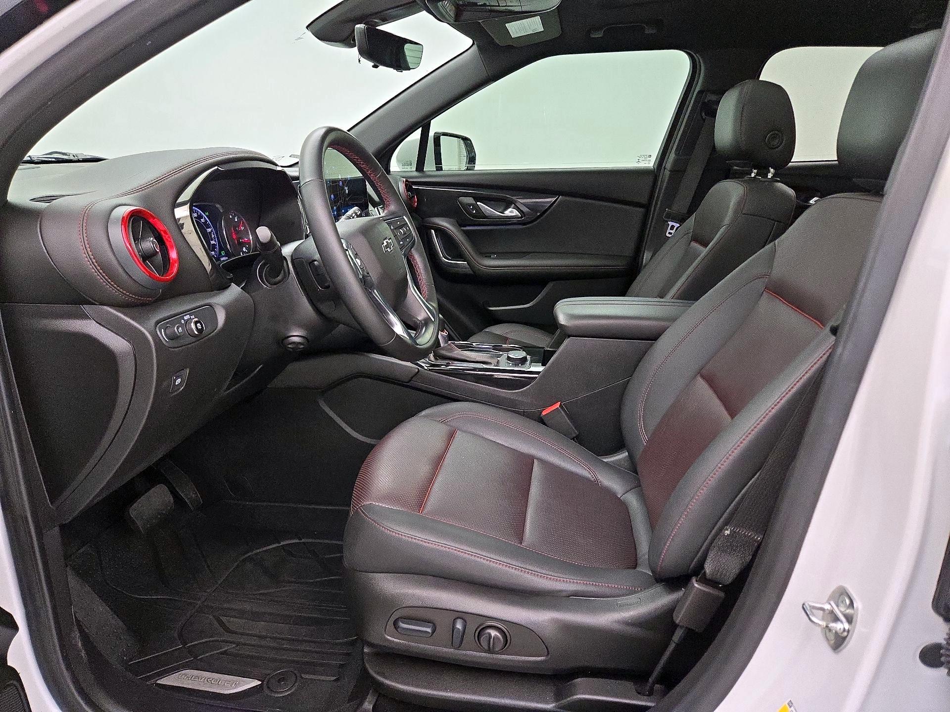 Thumbnail: 2023 Chevrolet Blazer - 11