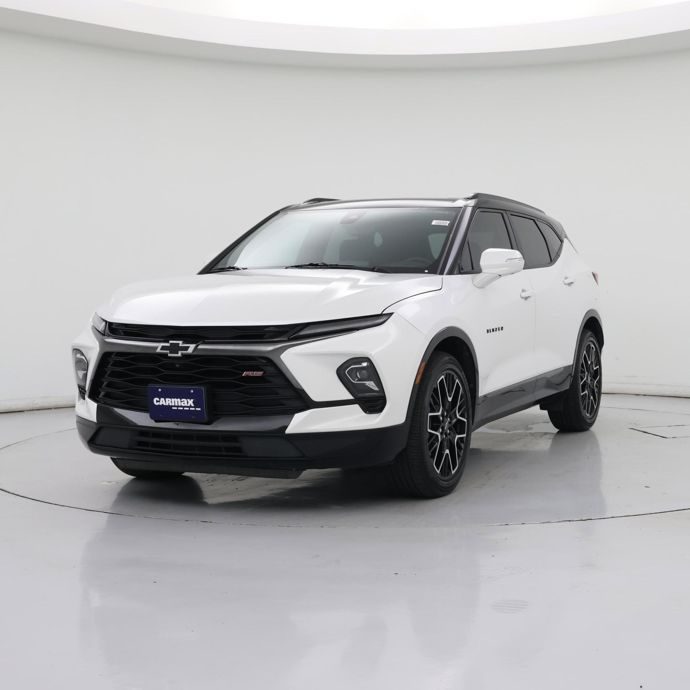 Thumbnail: 2023 Chevrolet Blazer - 4