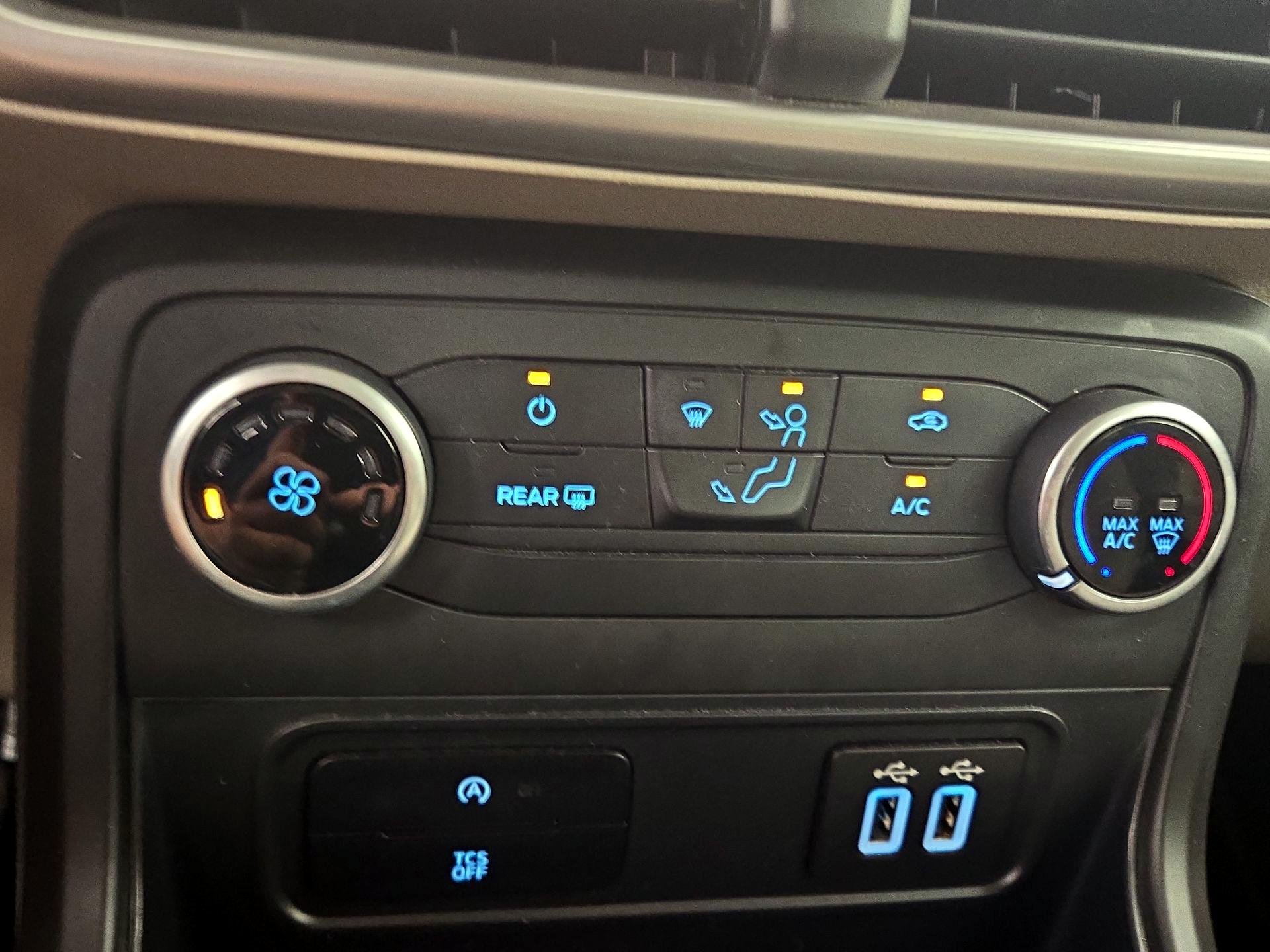 Thumbnail: 2021 Ford EcoSport - 16