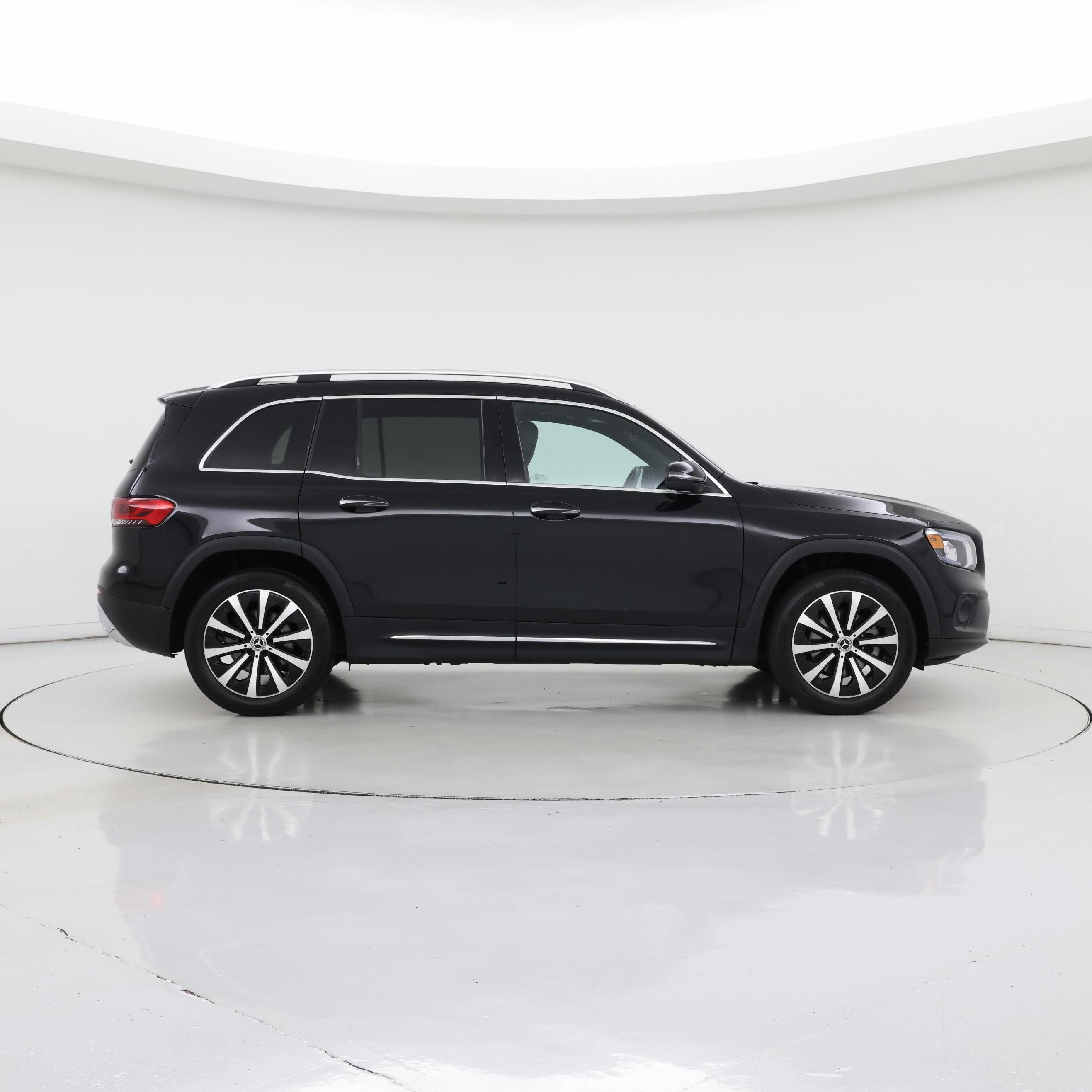 Thumbnail: 2022 Mercedes-Benz GLB - 7