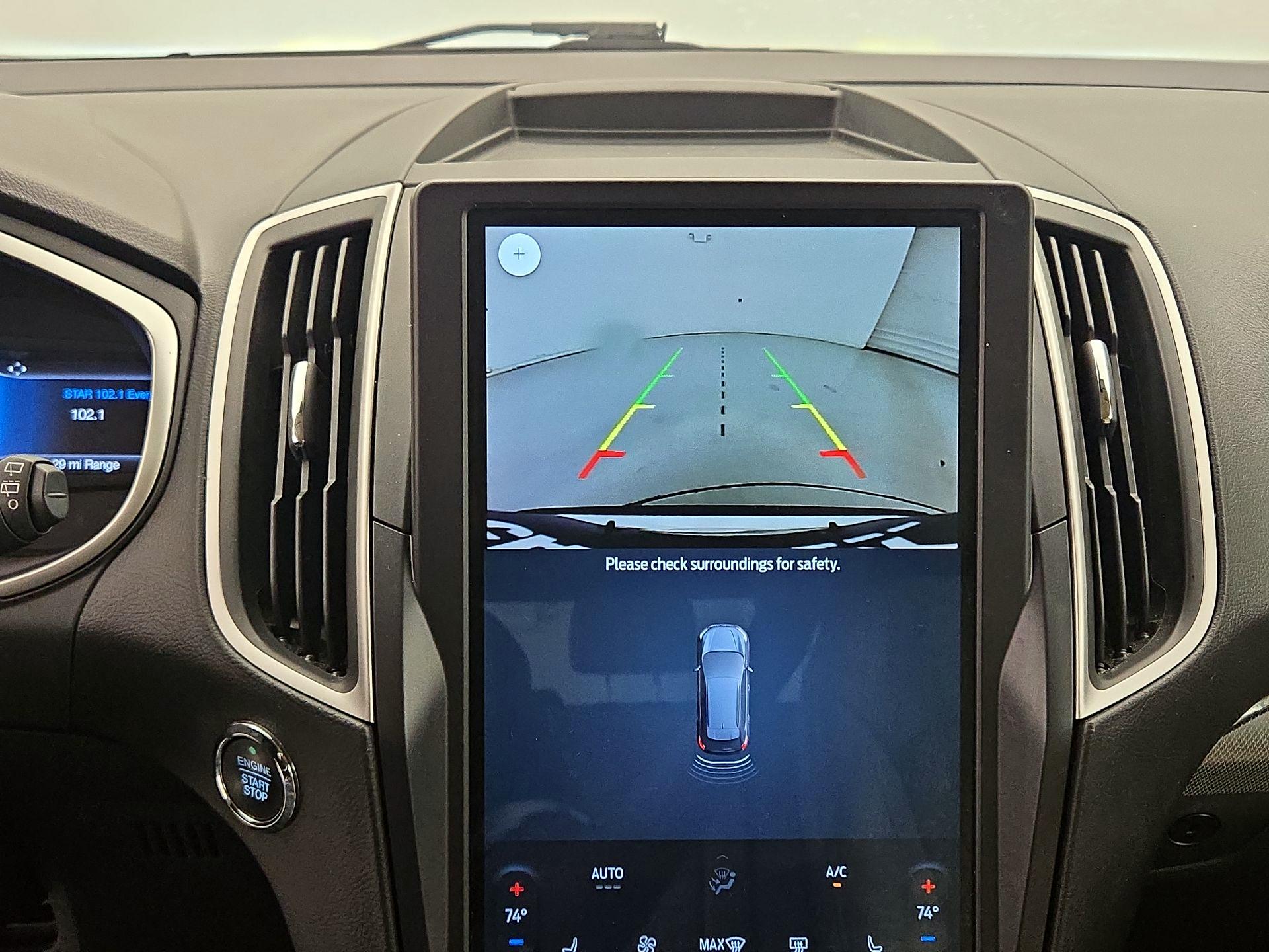 Thumbnail: 2021 Ford Edge - 14