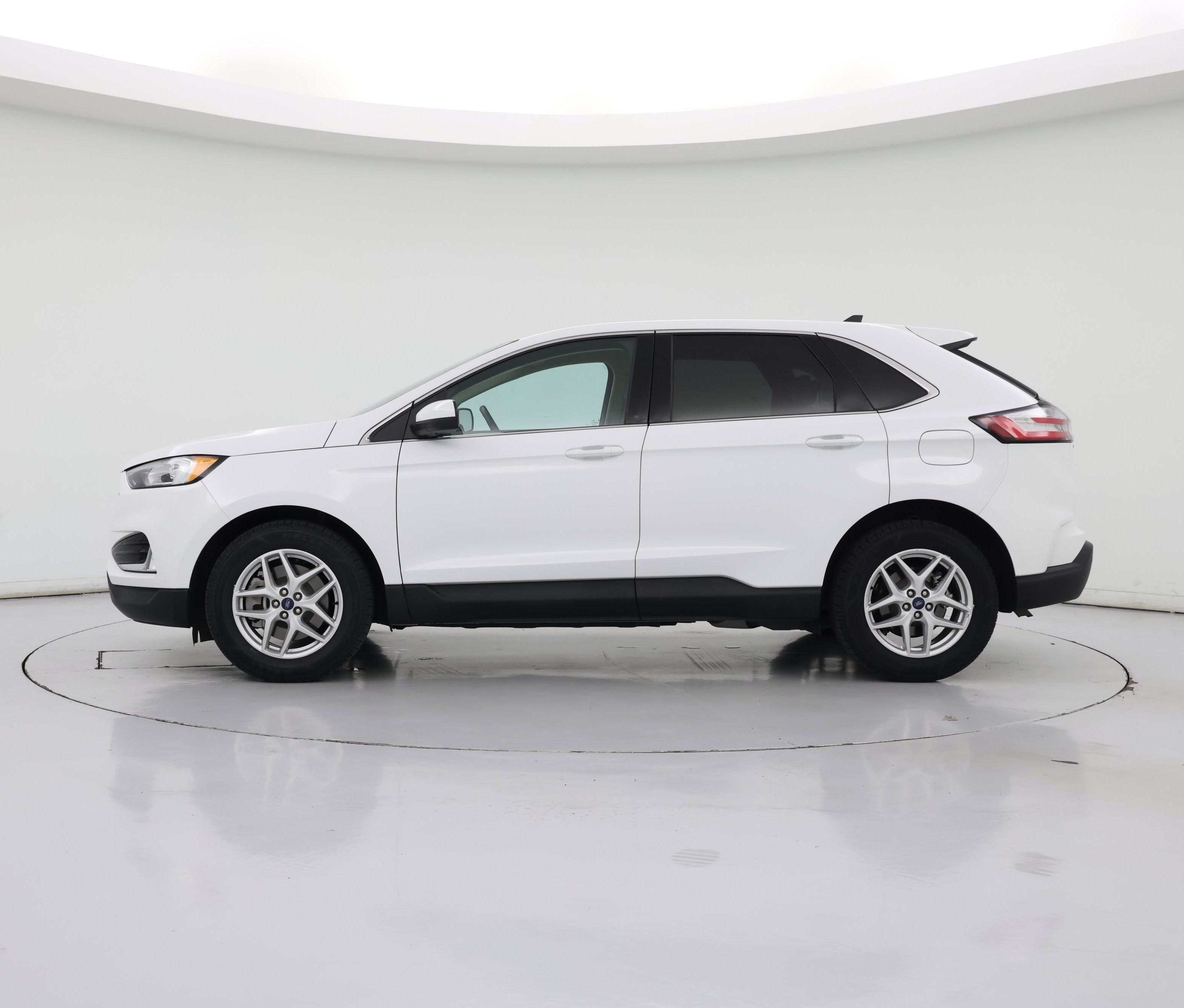 Thumbnail: 2021 Ford Edge - 3