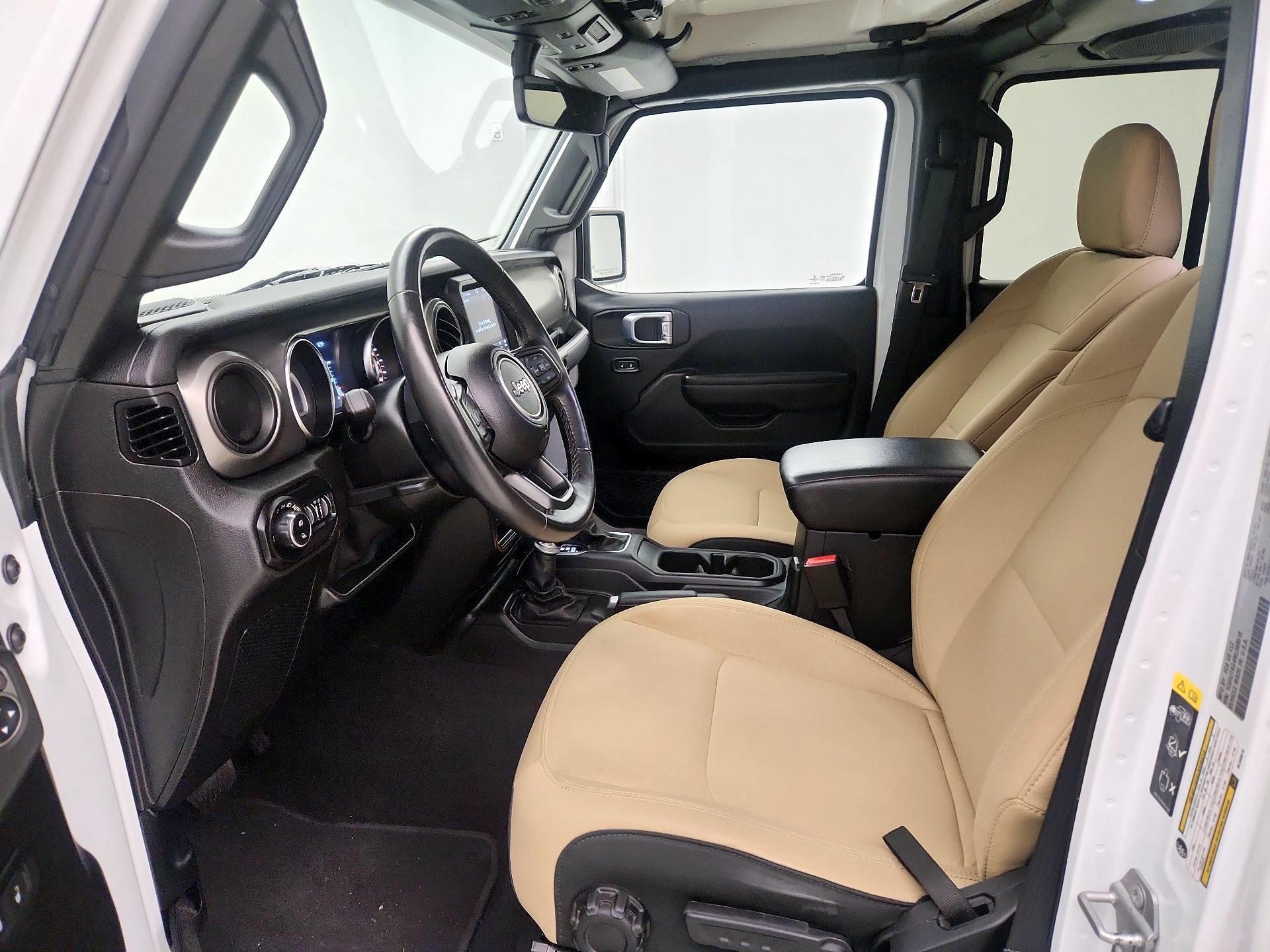 Thumbnail: 2021 Jeep Gladiator - 11