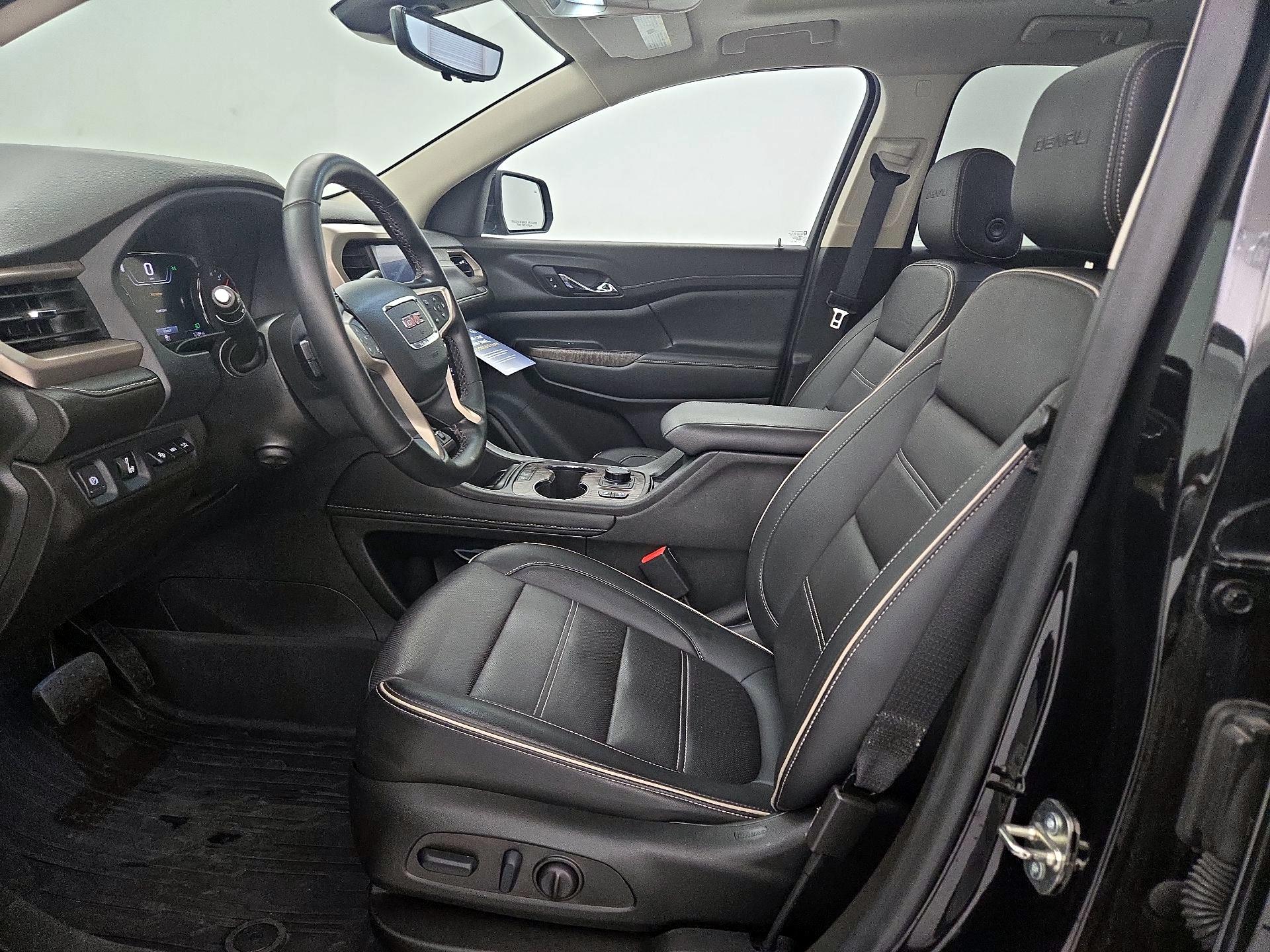 Thumbnail: 2023 GMC Acadia - 11