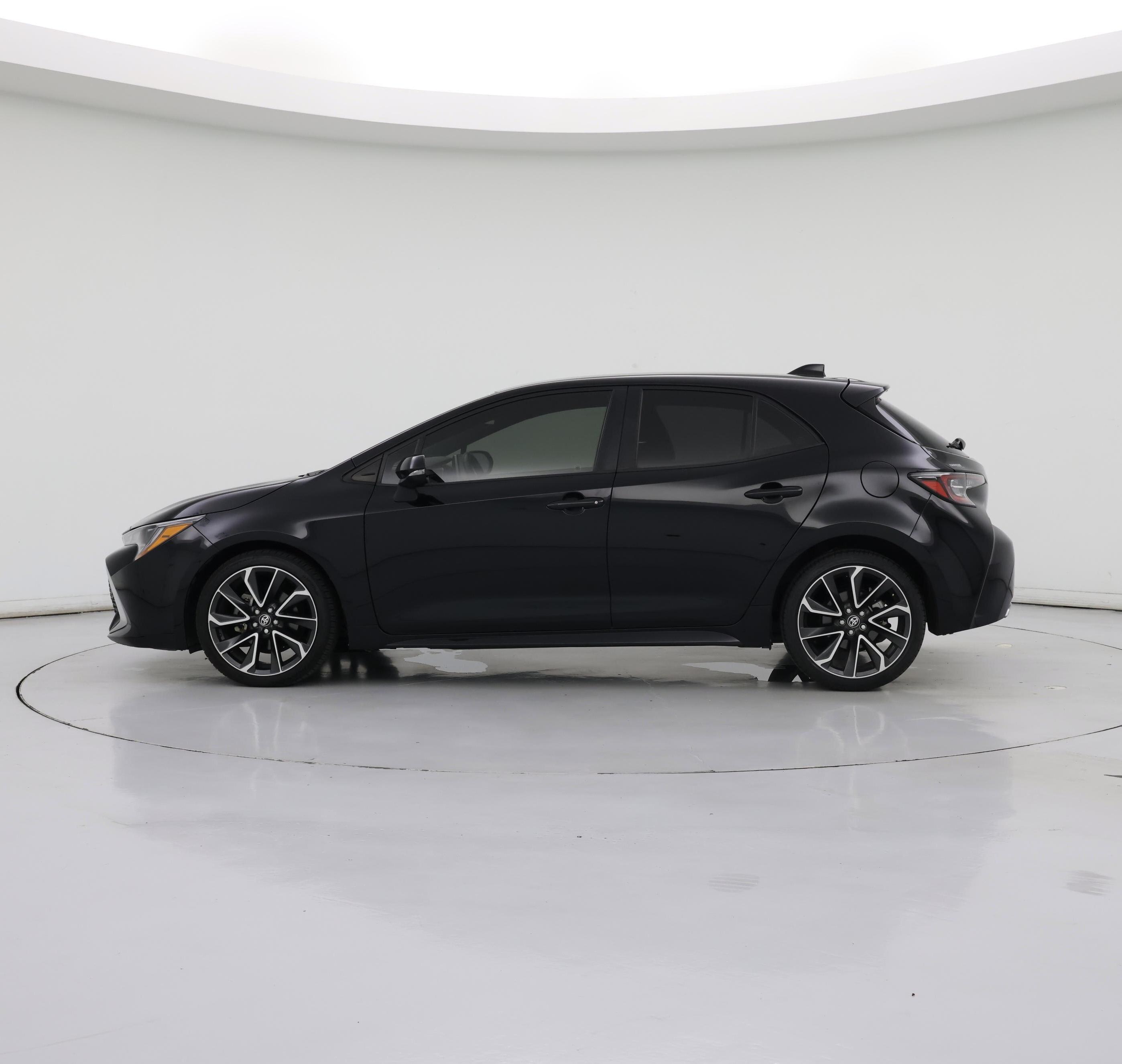 Thumbnail: 2022 Toyota Corolla - 3