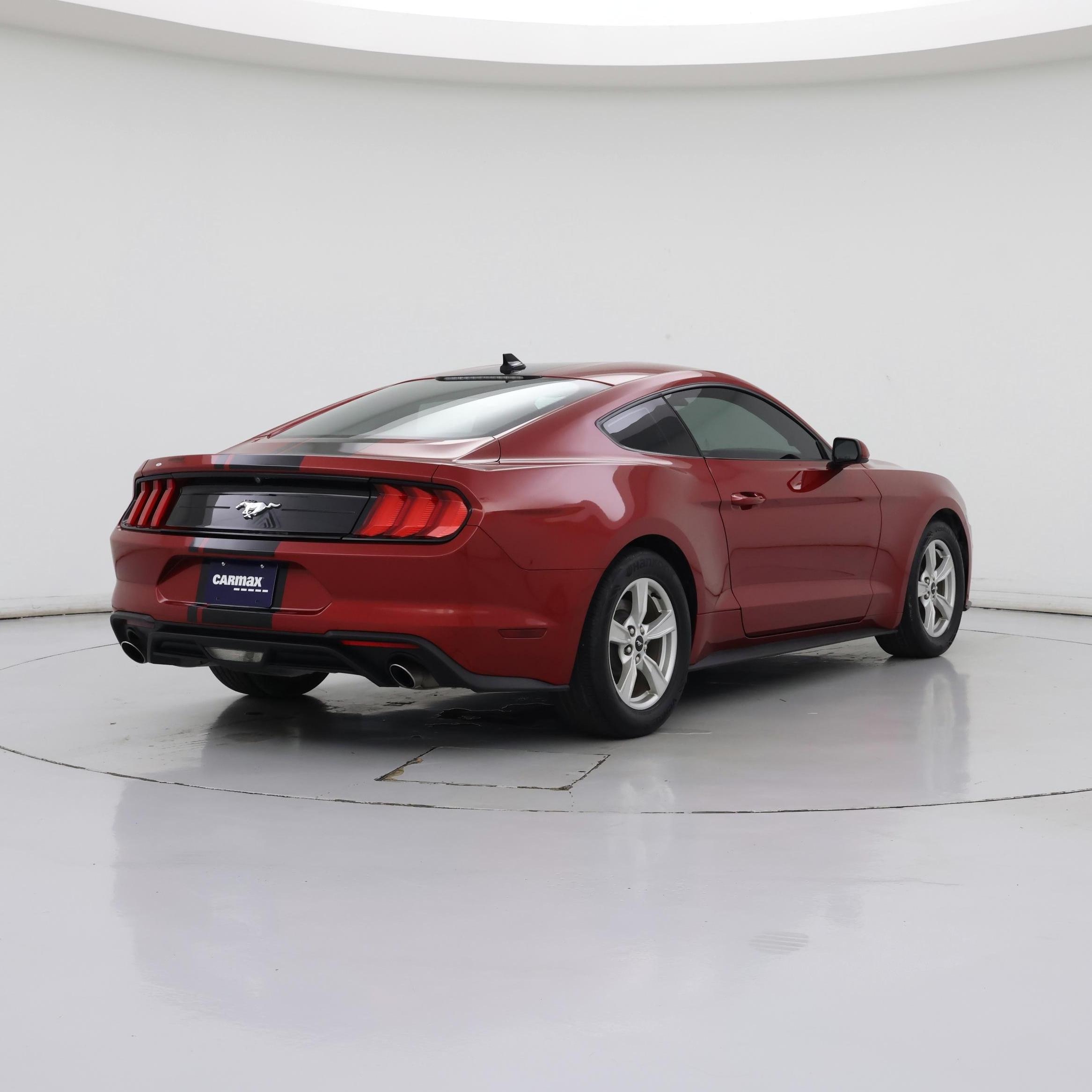 Thumbnail: 2022 Ford Mustang - 8