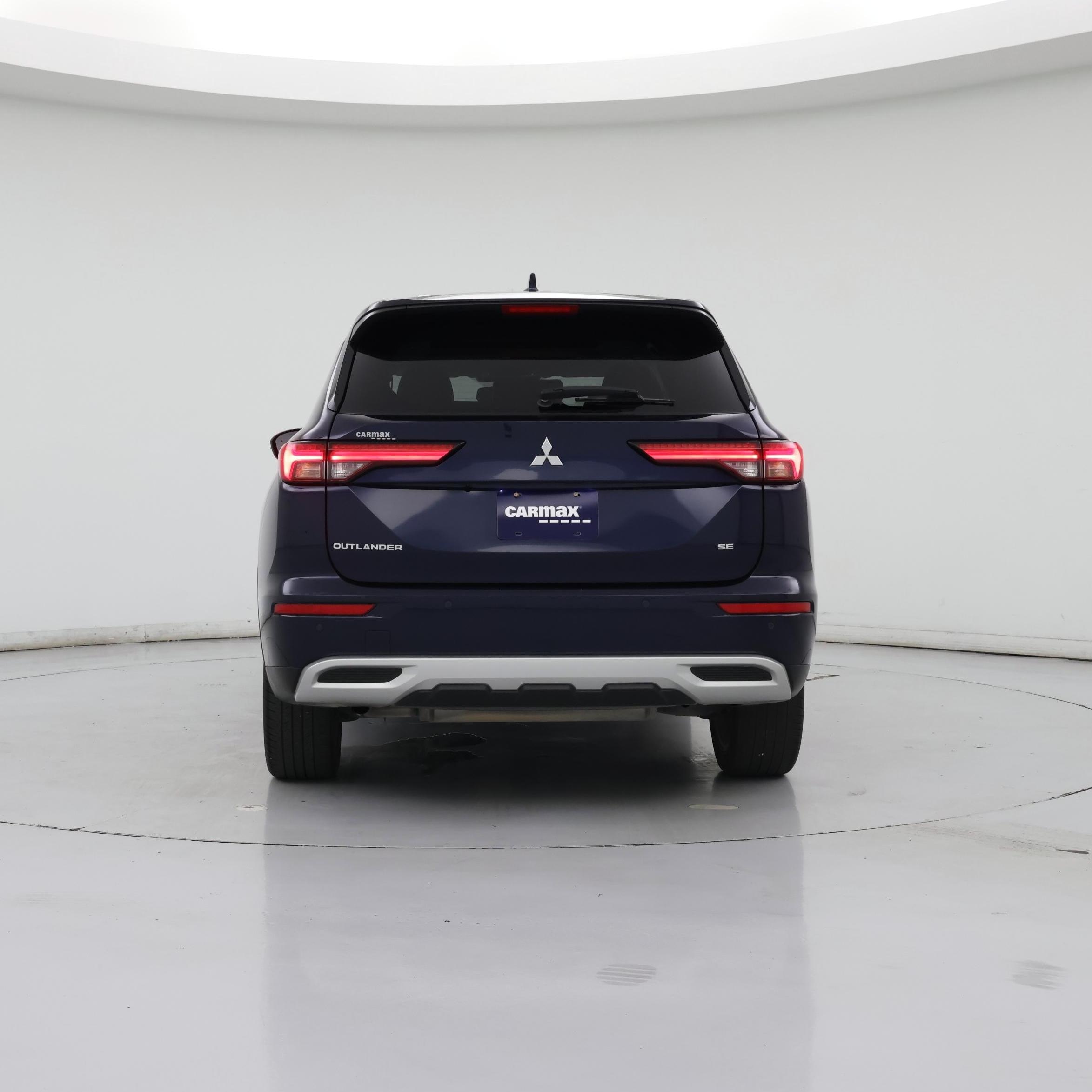 Thumbnail: 2023 Mitsubishi Outlander - 6