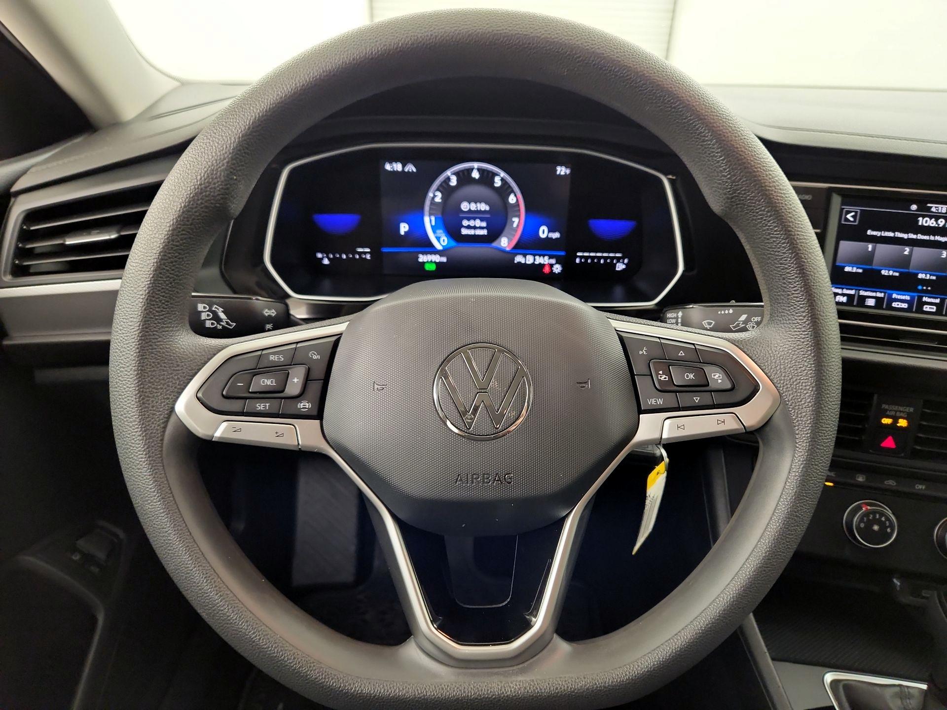 Thumbnail: 2022 Volkswagen Jetta - 10
