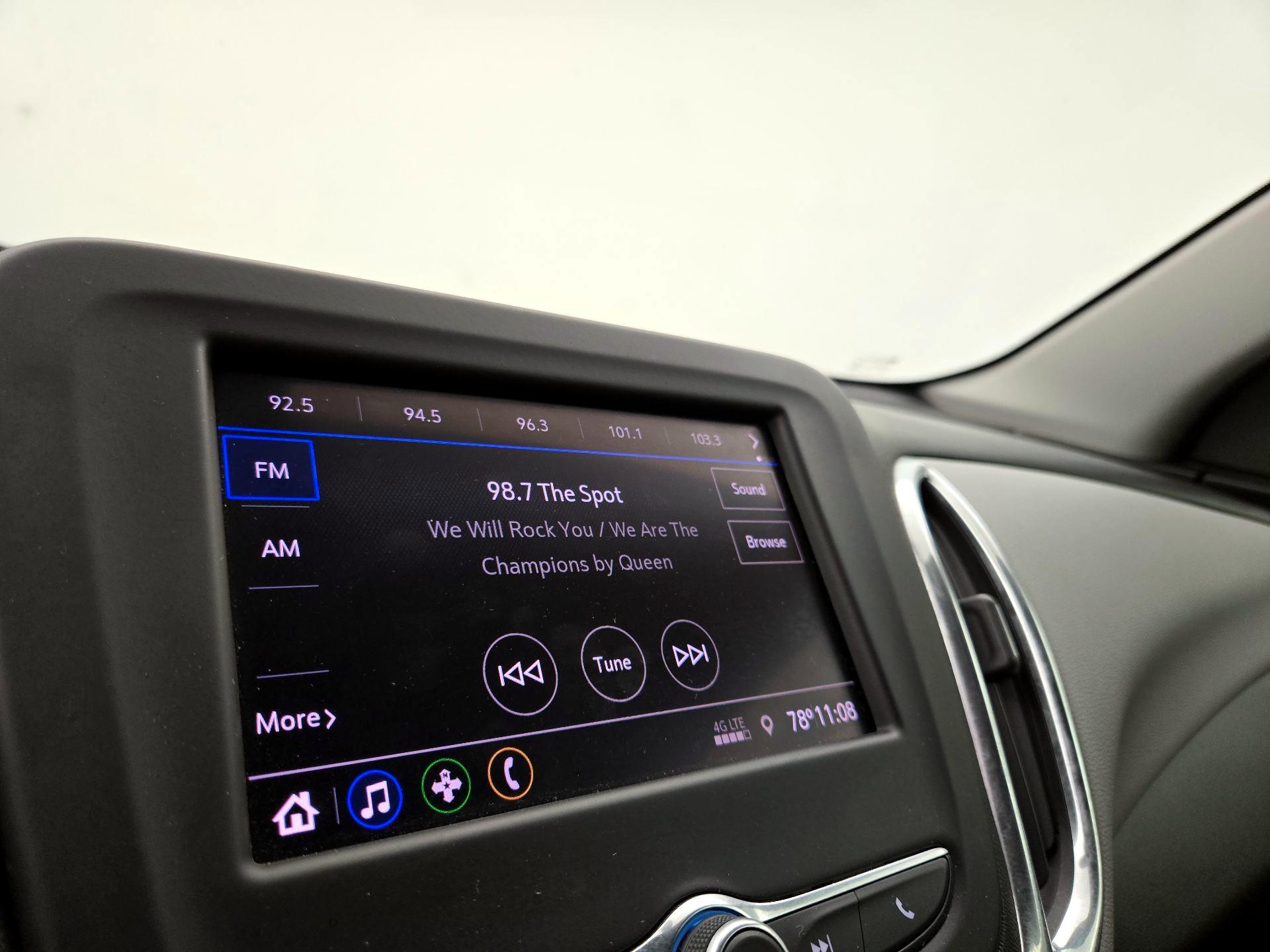 Thumbnail: 2020 Chevrolet Equinox - 15