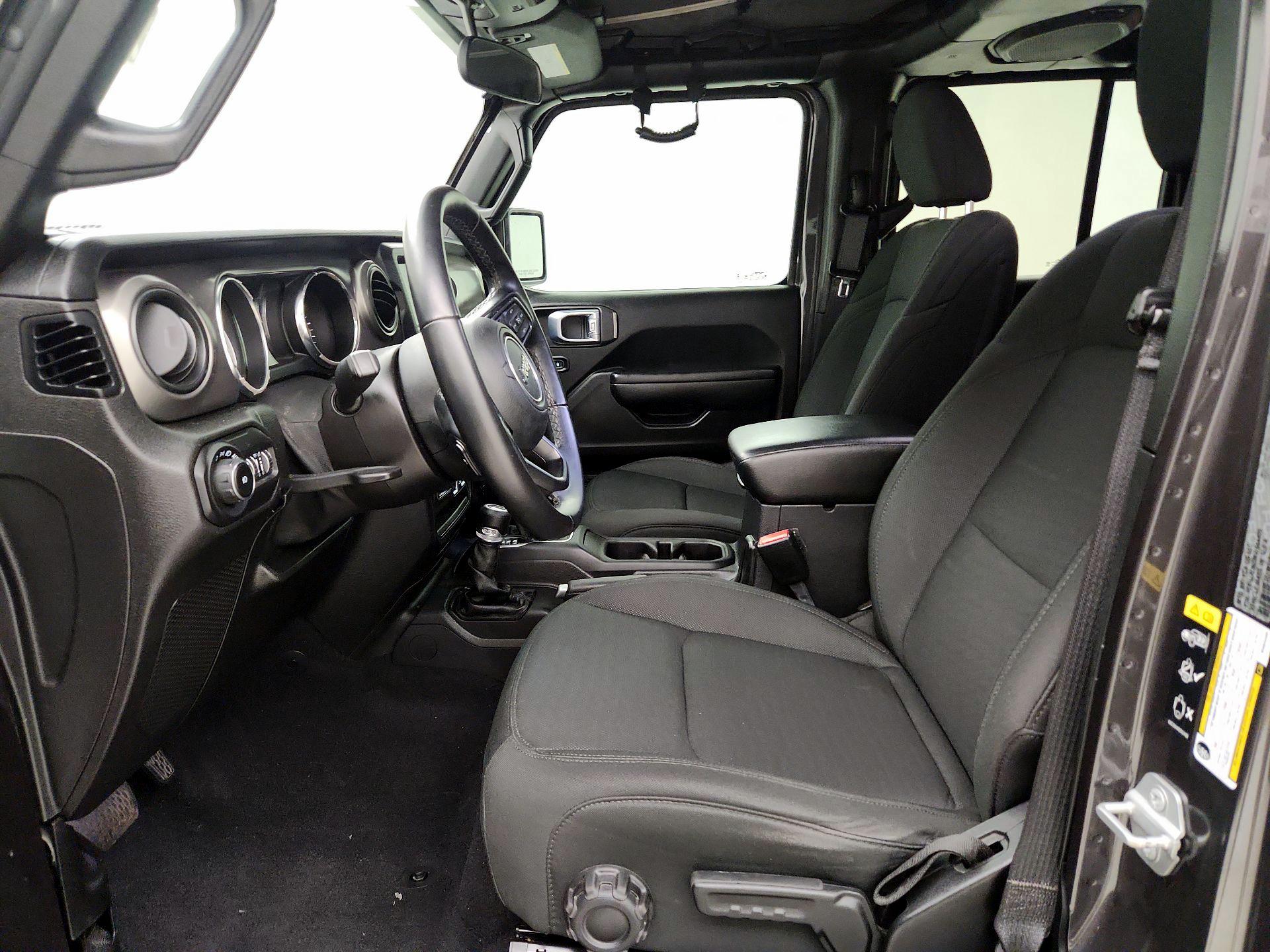 Thumbnail: 2021 Jeep Wrangler - 11